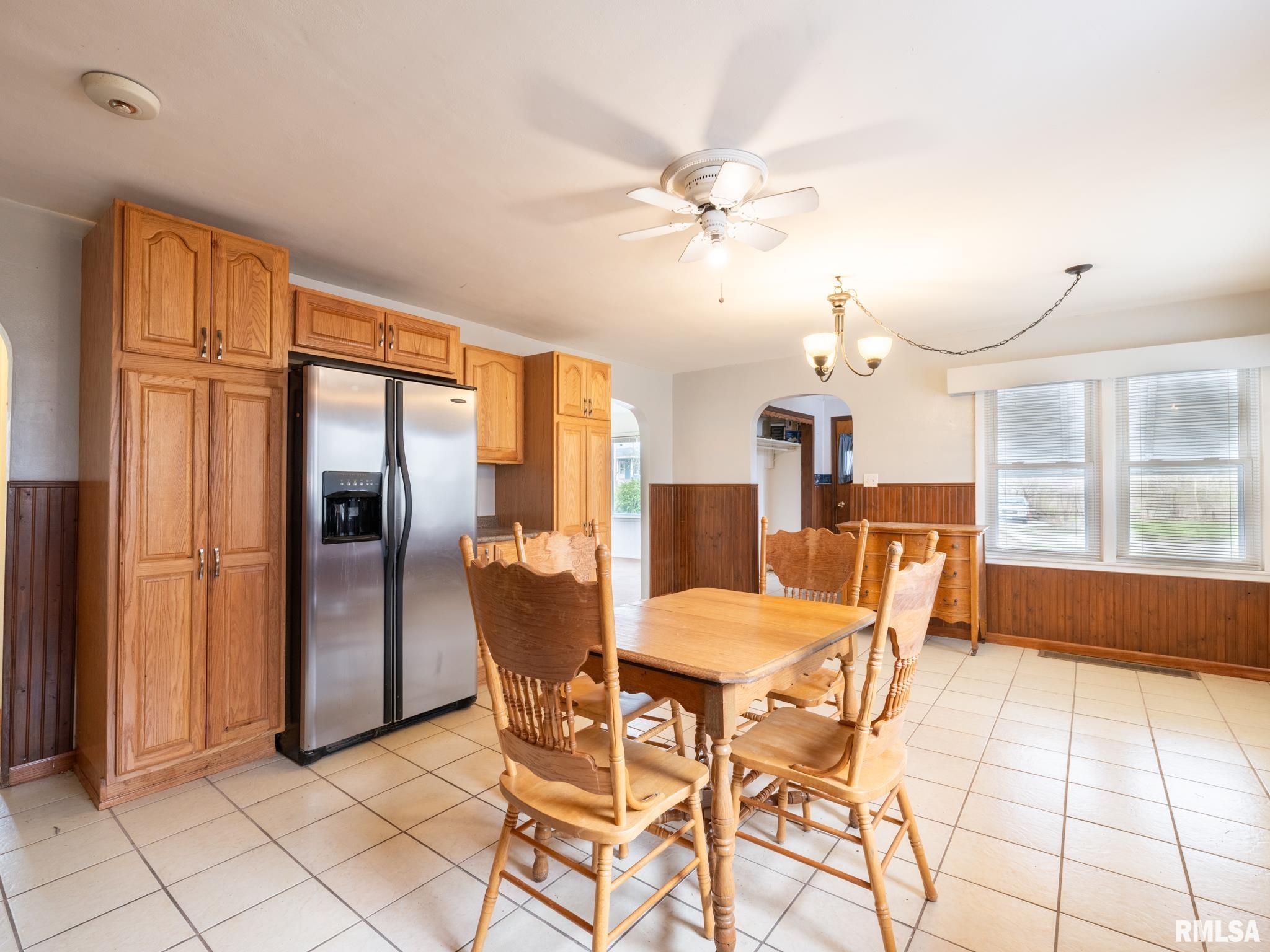 210 S Cone Street, Farmington, Illinois image 12
