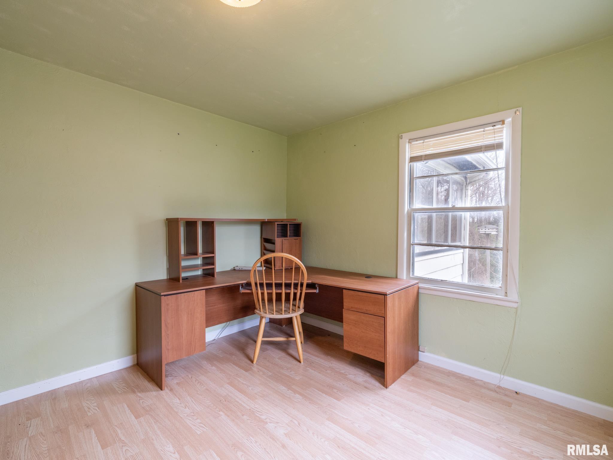 210 S Cone Street, Farmington, Illinois image 34