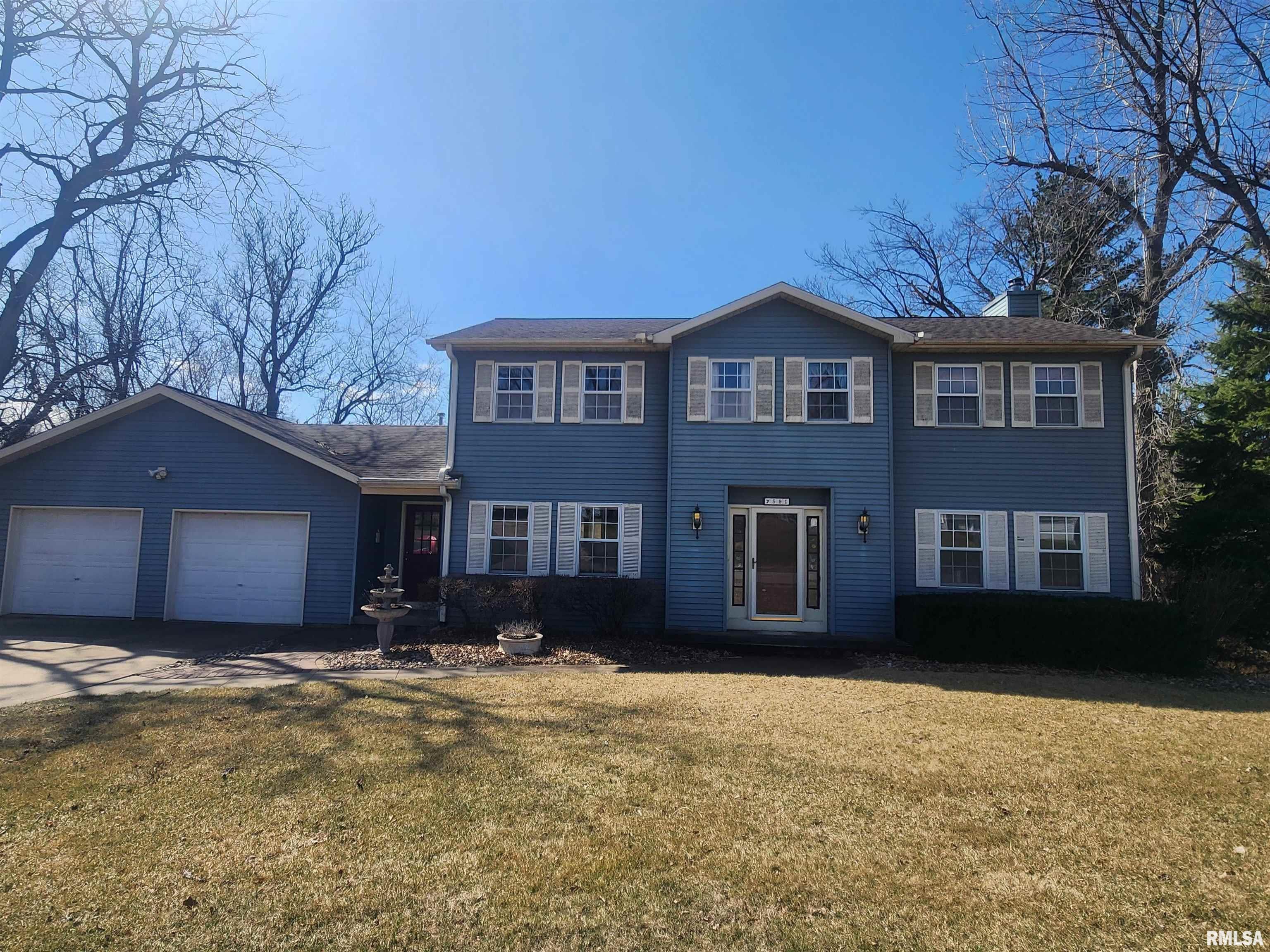 591 Breezy Point Drive, Clinton, Iowa image 3