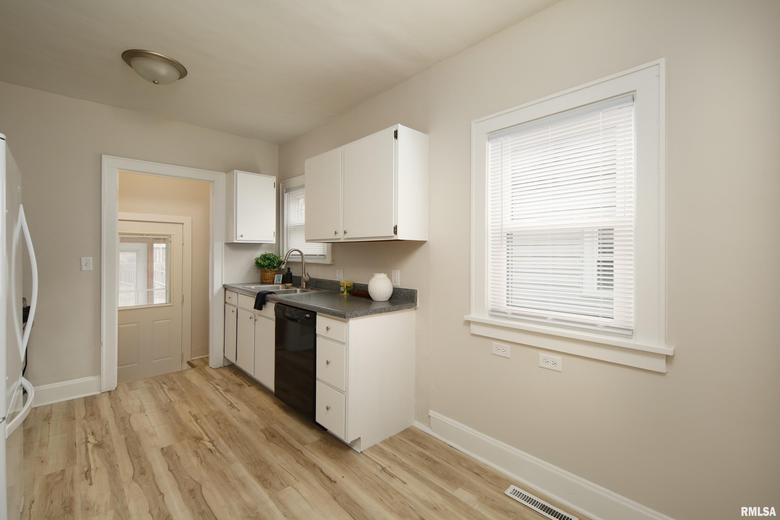 344 22nd Street, East Moline, Illinois image 12