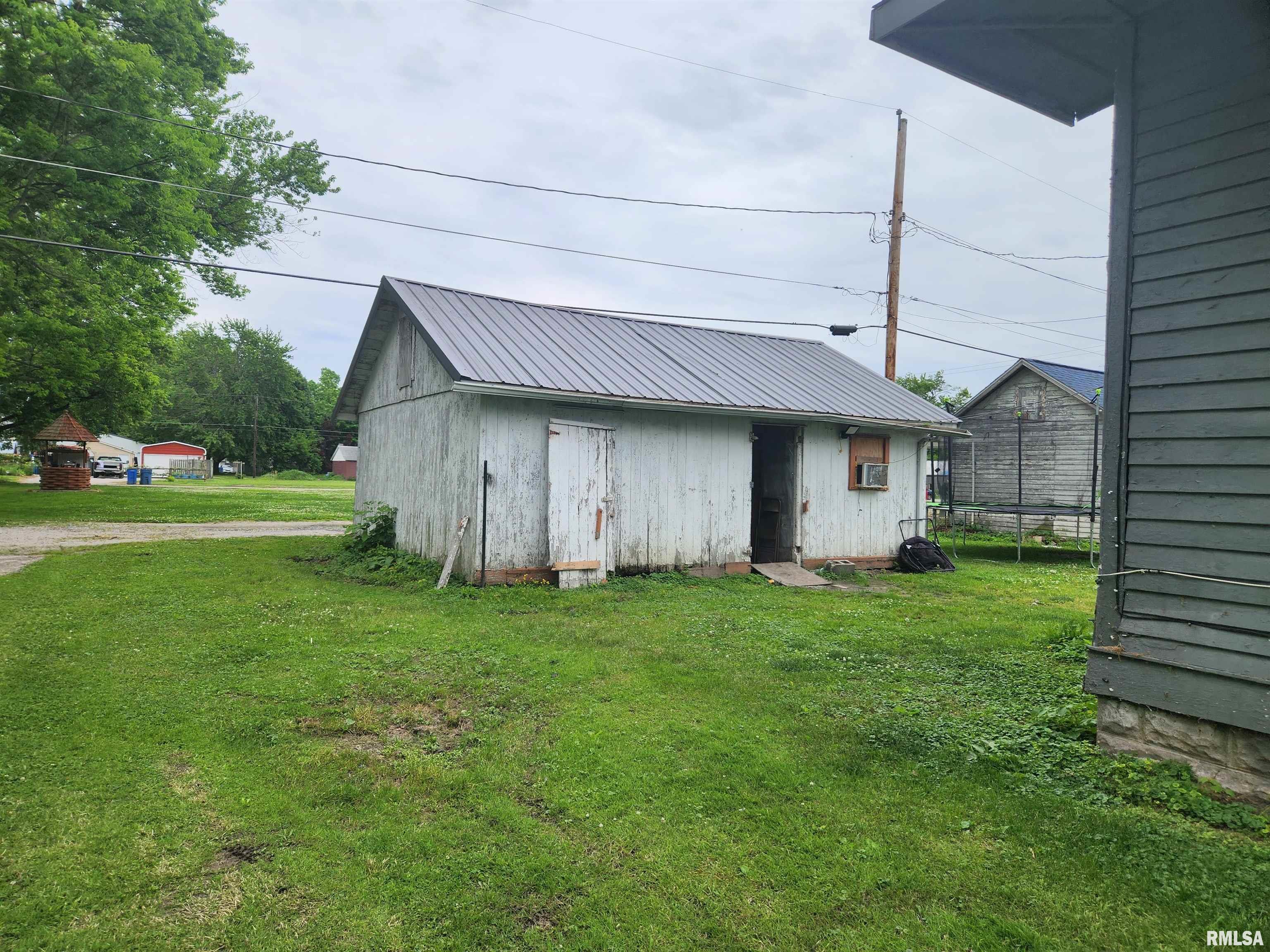 132 N 2nd Street, Ashley, Illinois image 5