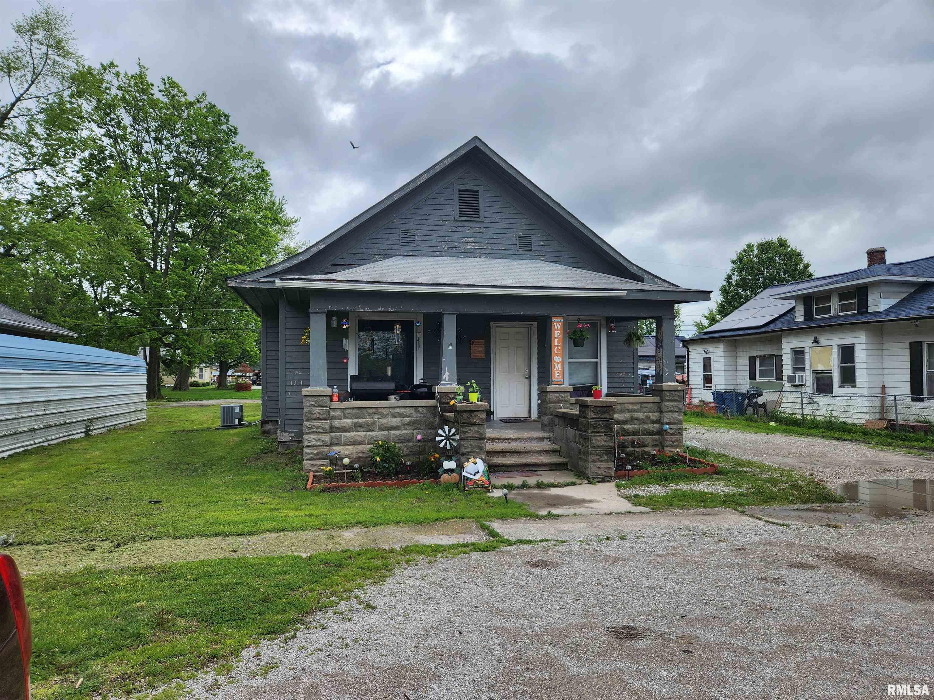132 N 2nd Street, Ashley, Illinois image 1