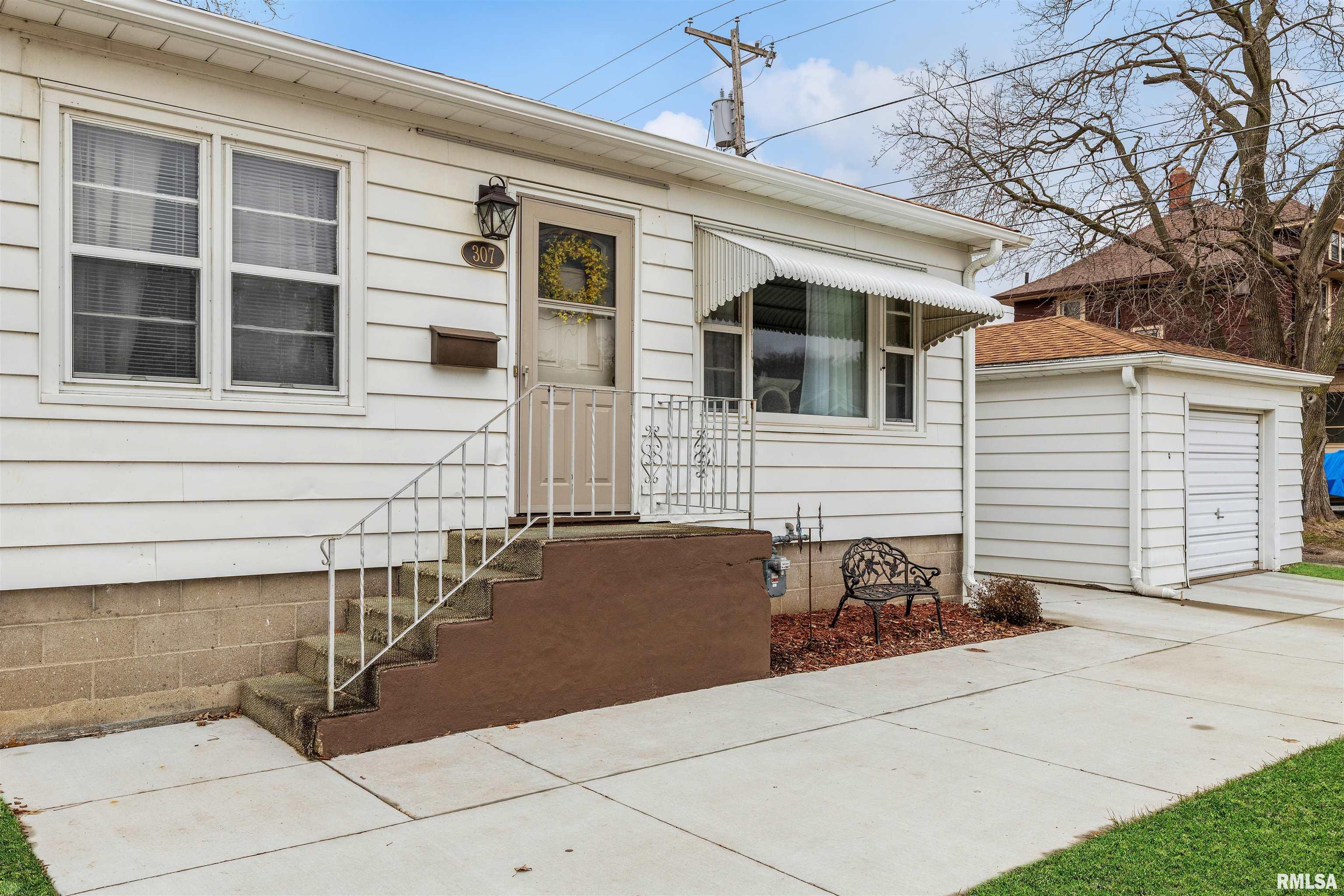 307 N 8th Avenue, Clinton, Iowa image 3