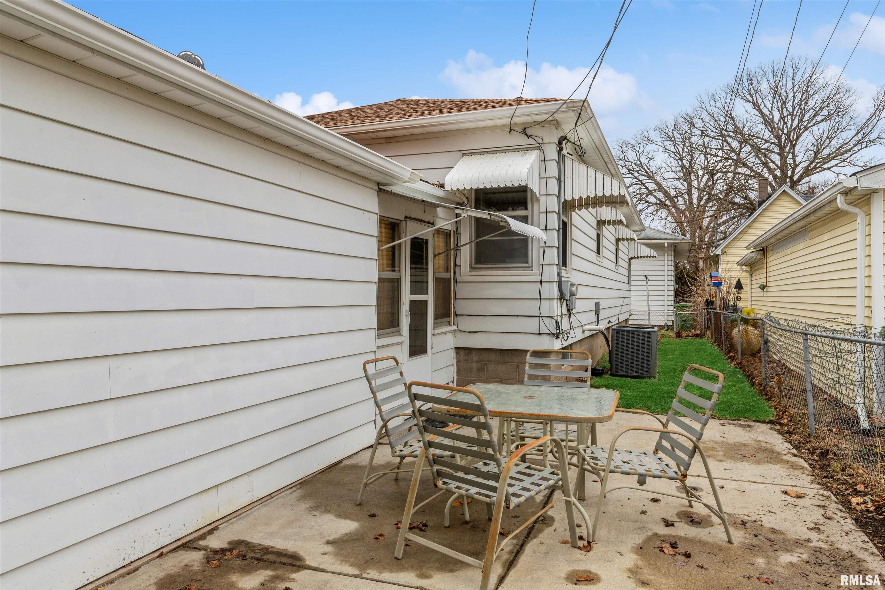 307 N 8th Avenue, Clinton, Iowa image 4