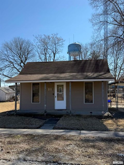 Homes For Sale - 305 Mclean Street<br/> Mcdonough County, Colchester, IL 62326