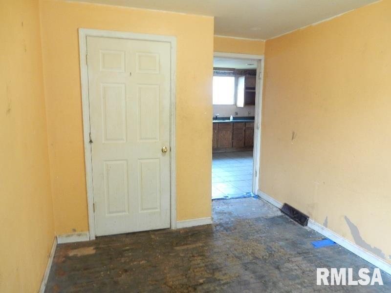 104 Short Street, Wilsonville, Illinois image 17