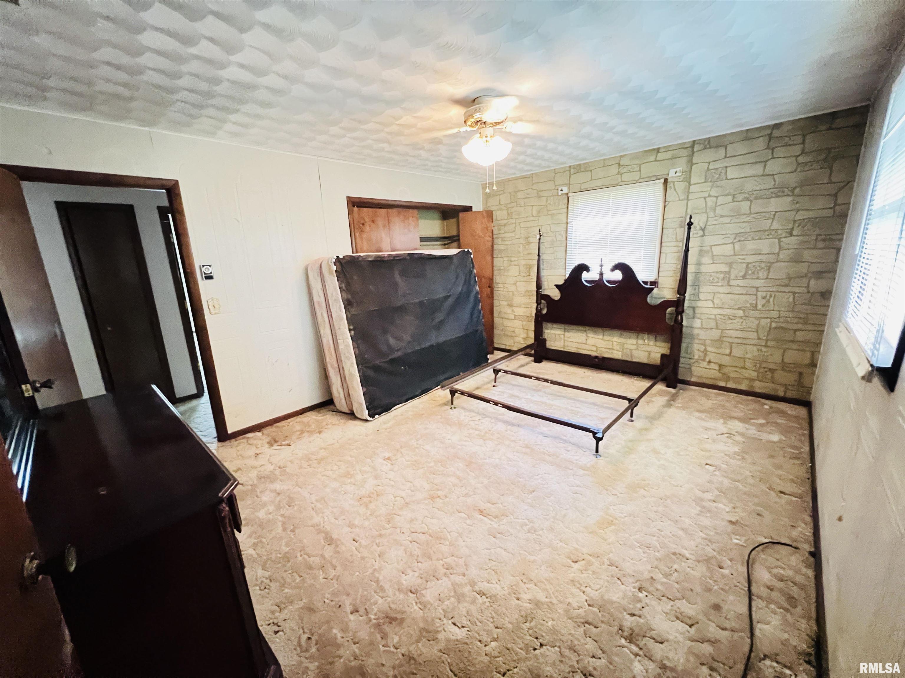 13162 N Dayton Lane, Woodlawn, Illinois image 9