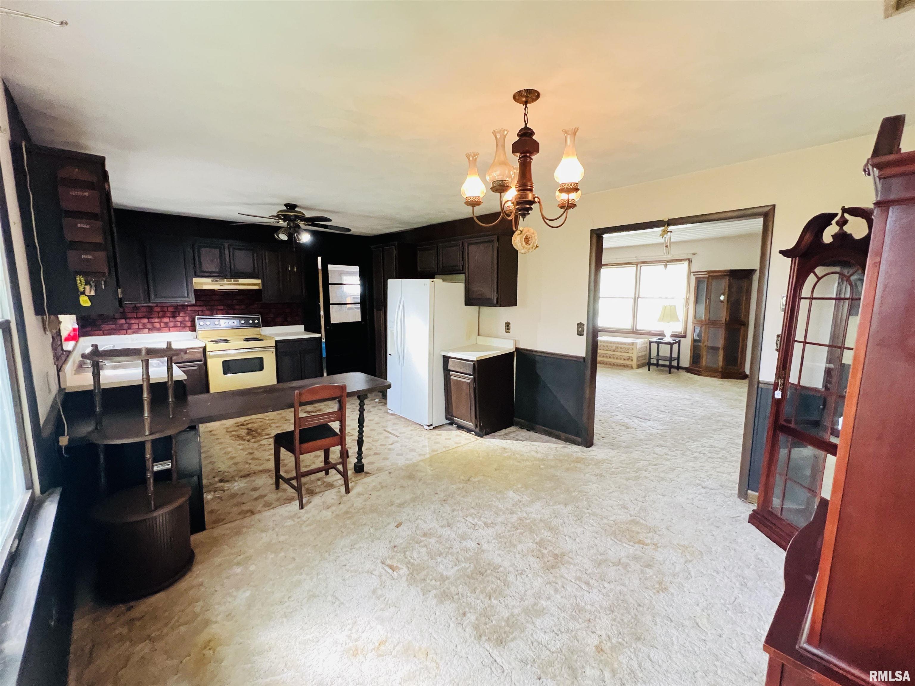 13162 N Dayton Lane, Woodlawn, Illinois image 3