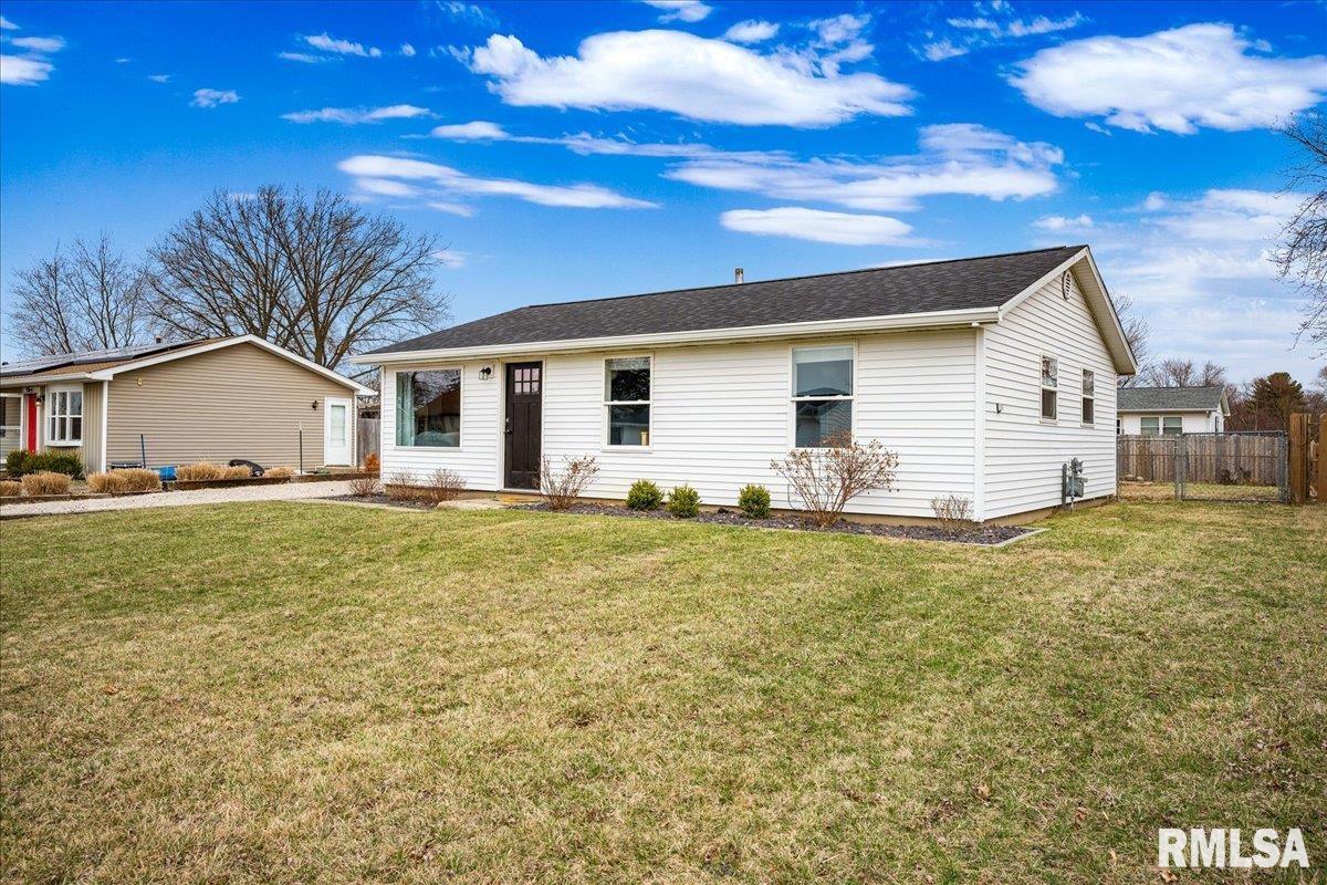 512 Rosewood Drive, Washington, Illinois image 16
