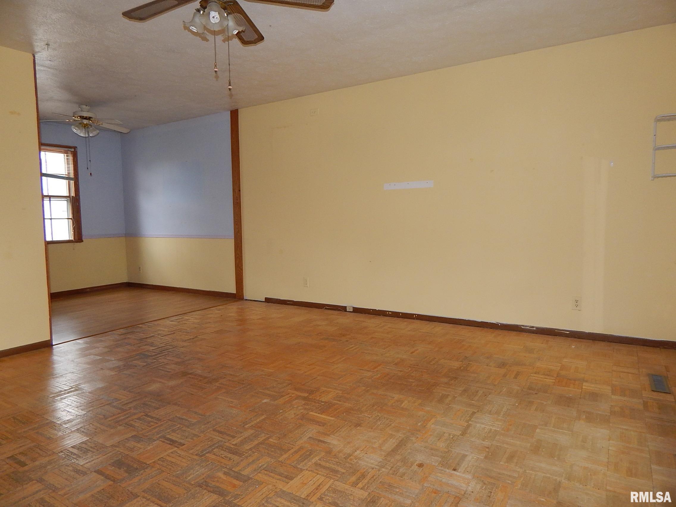 1722 W 58th Street, Davenport, Iowa image 7