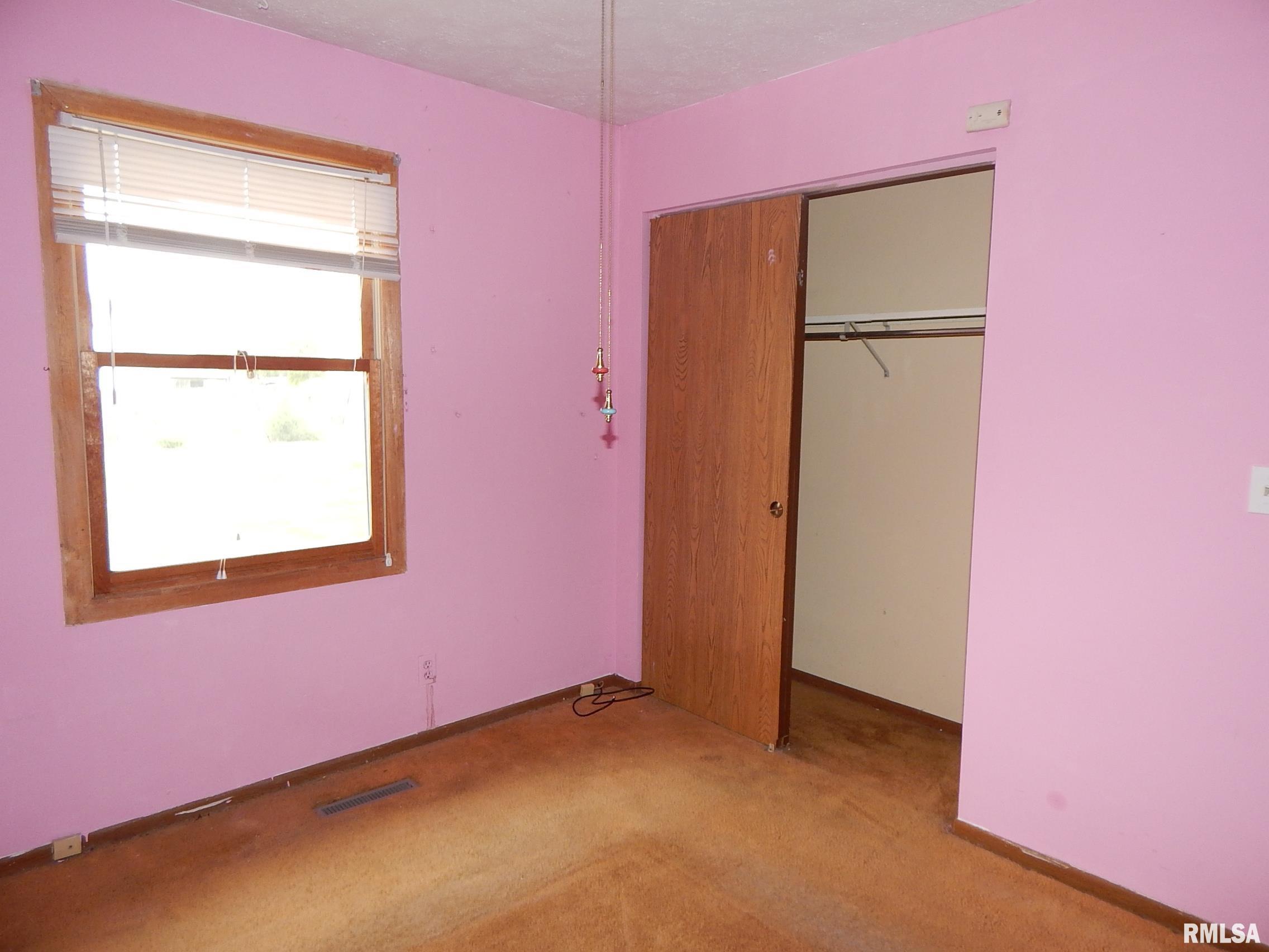 1722 W 58th Street, Davenport, Iowa image 19
