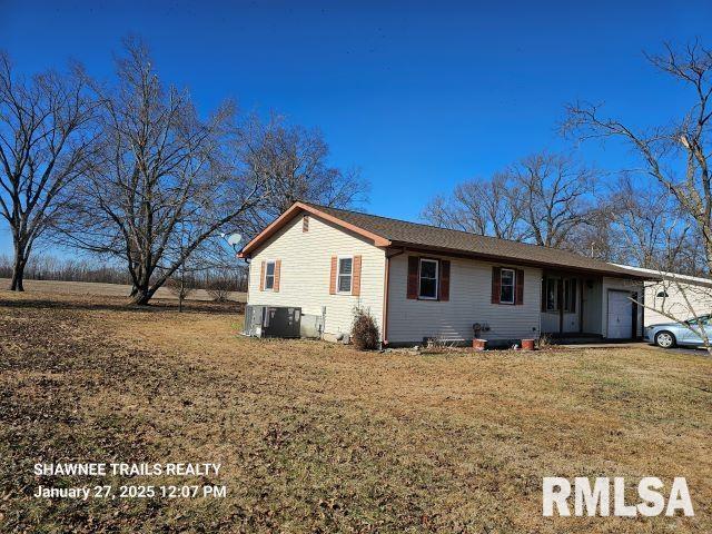 109 Hickory Street, Harrisburg, Illinois image 4