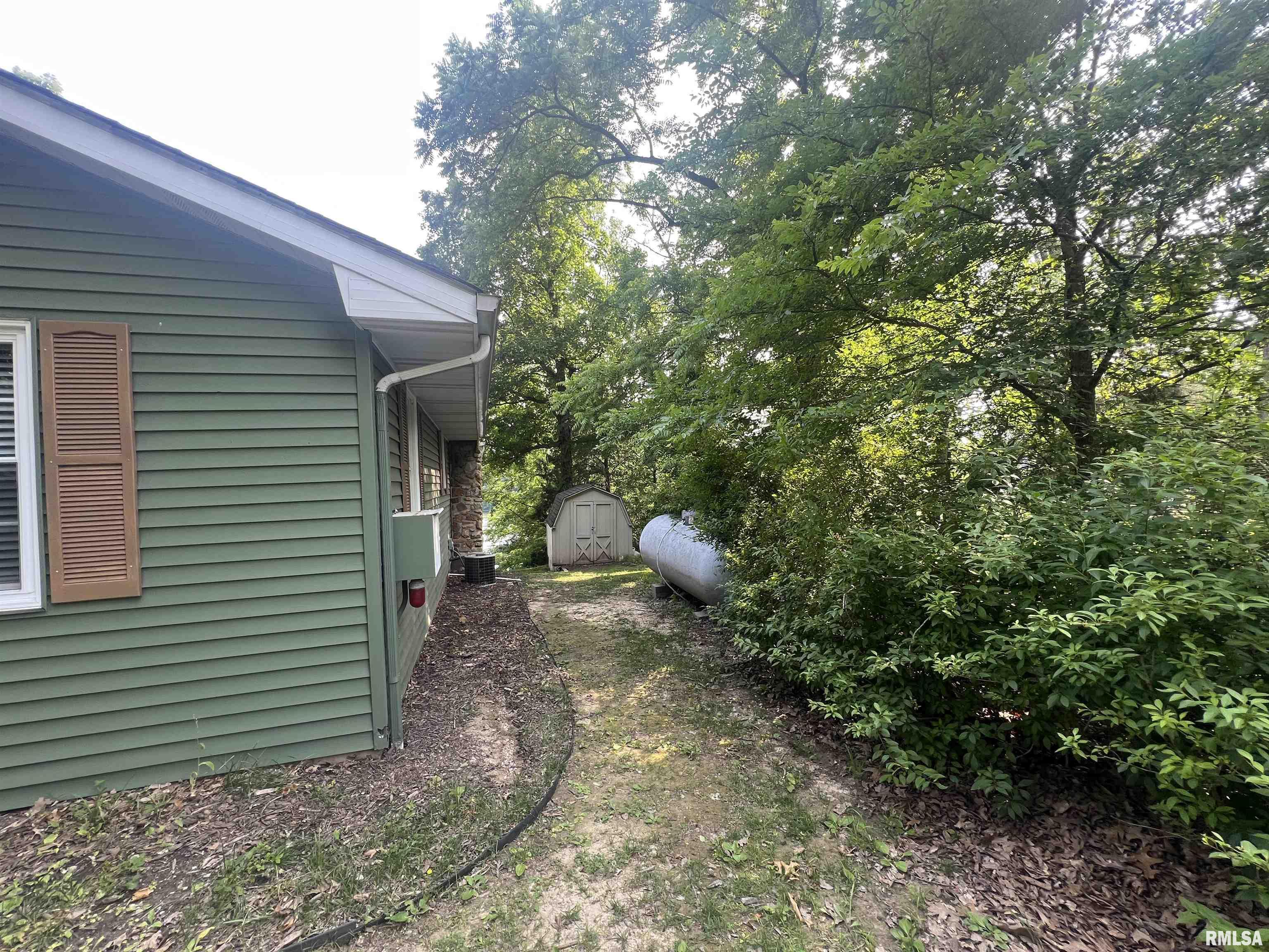 1150 Lakeview Drive, Creal Springs, Illinois image 44