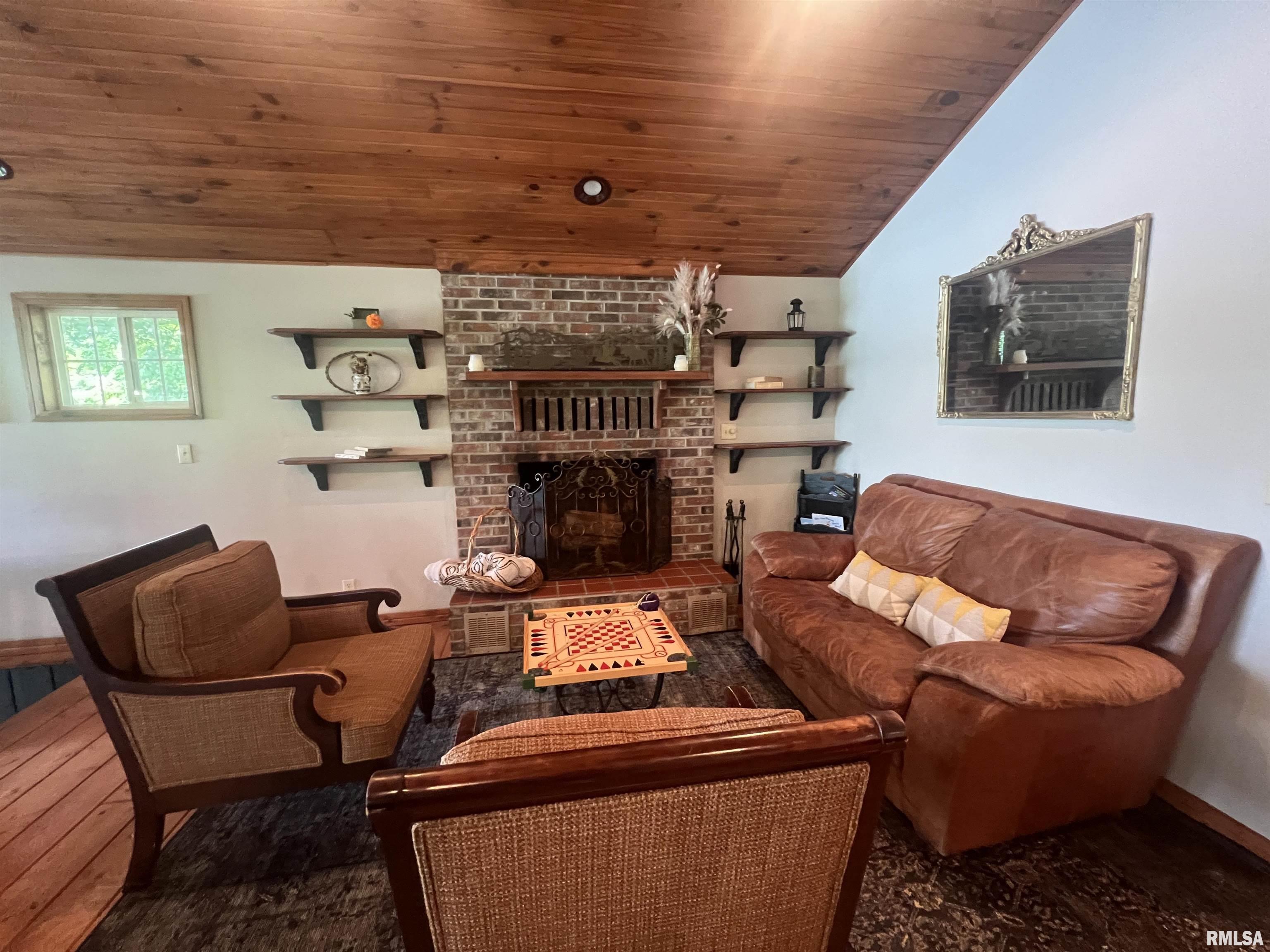 1150 Lakeview Drive, Creal Springs, Illinois image 18