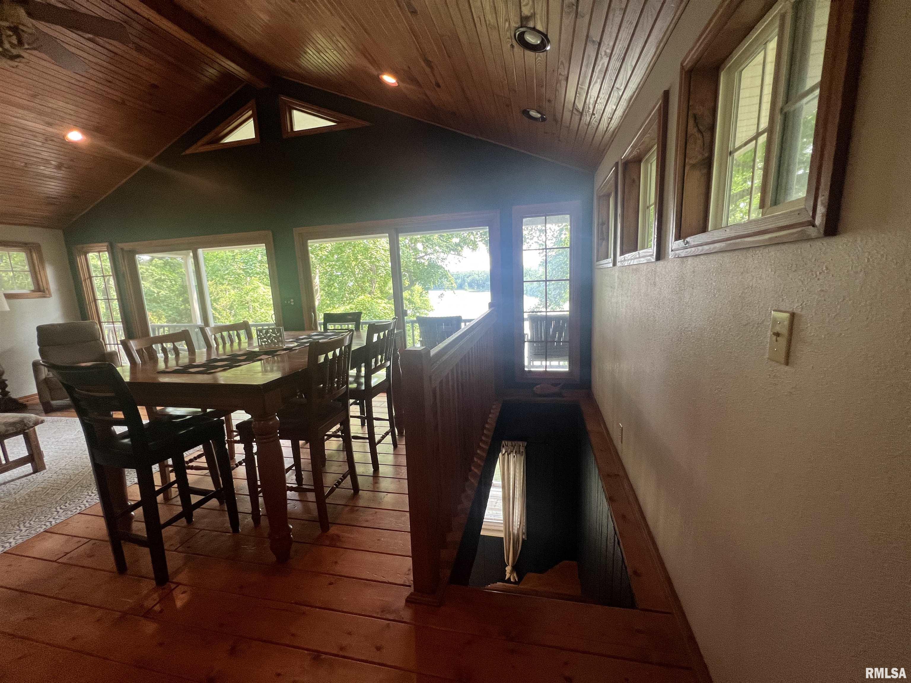 1150 Lakeview Drive, Creal Springs, Illinois image 33