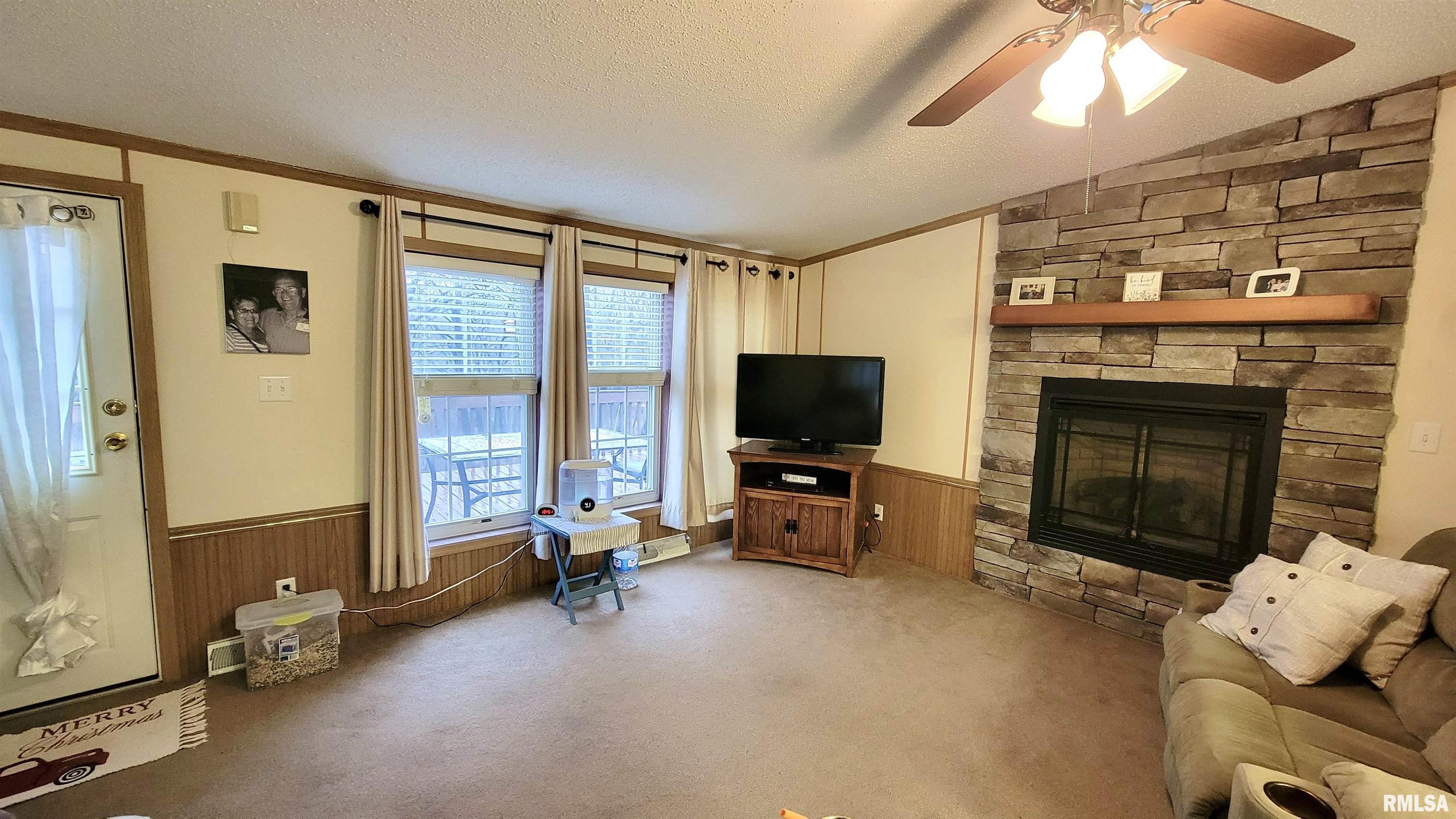1464 Chevy Chase Drive, Varna, Illinois image 8