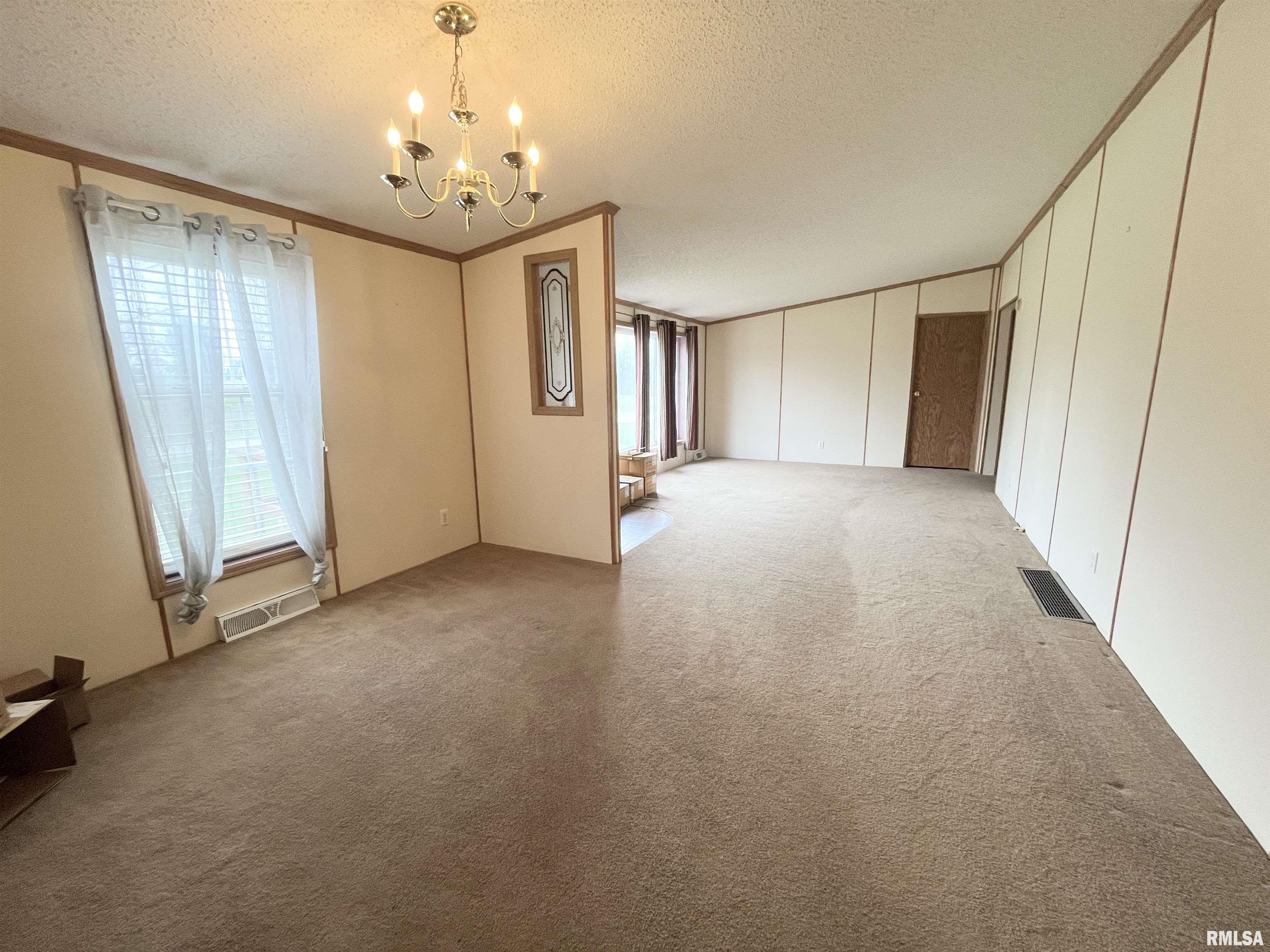 1464 Chevy Chase Drive, Varna, Illinois image 15