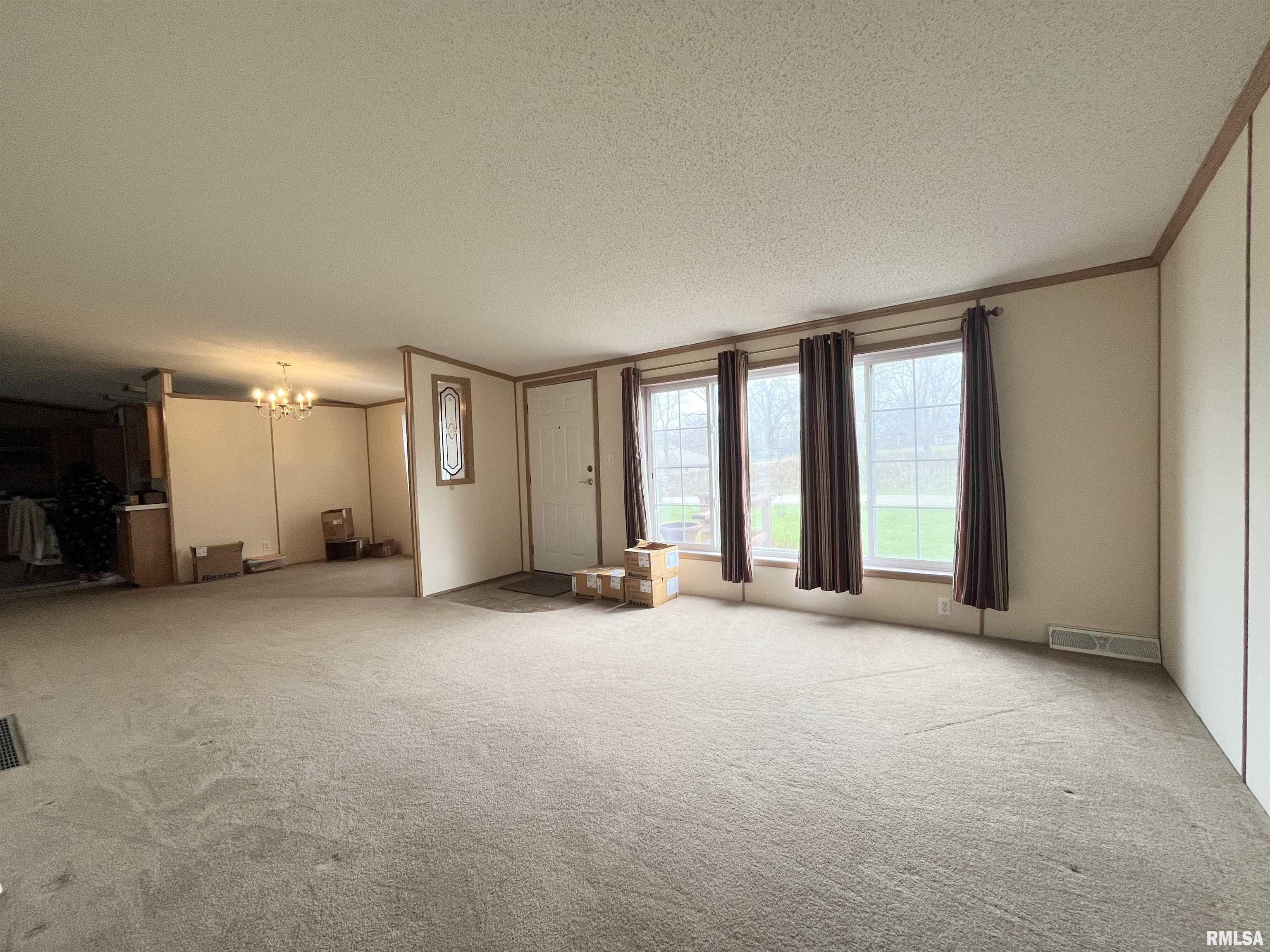 1464 Chevy Chase Drive, Varna, Illinois image 17