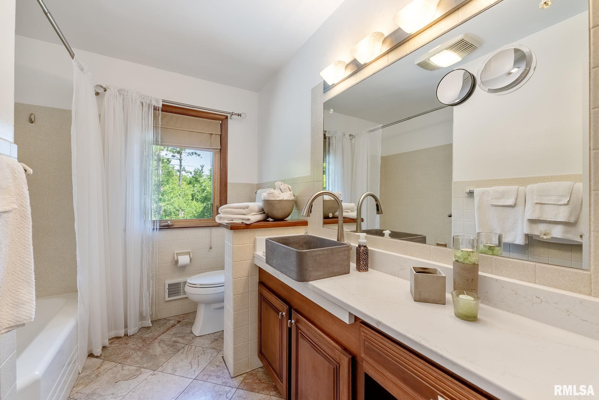 615 20th Avenue Court, East Moline, Illinois image 14