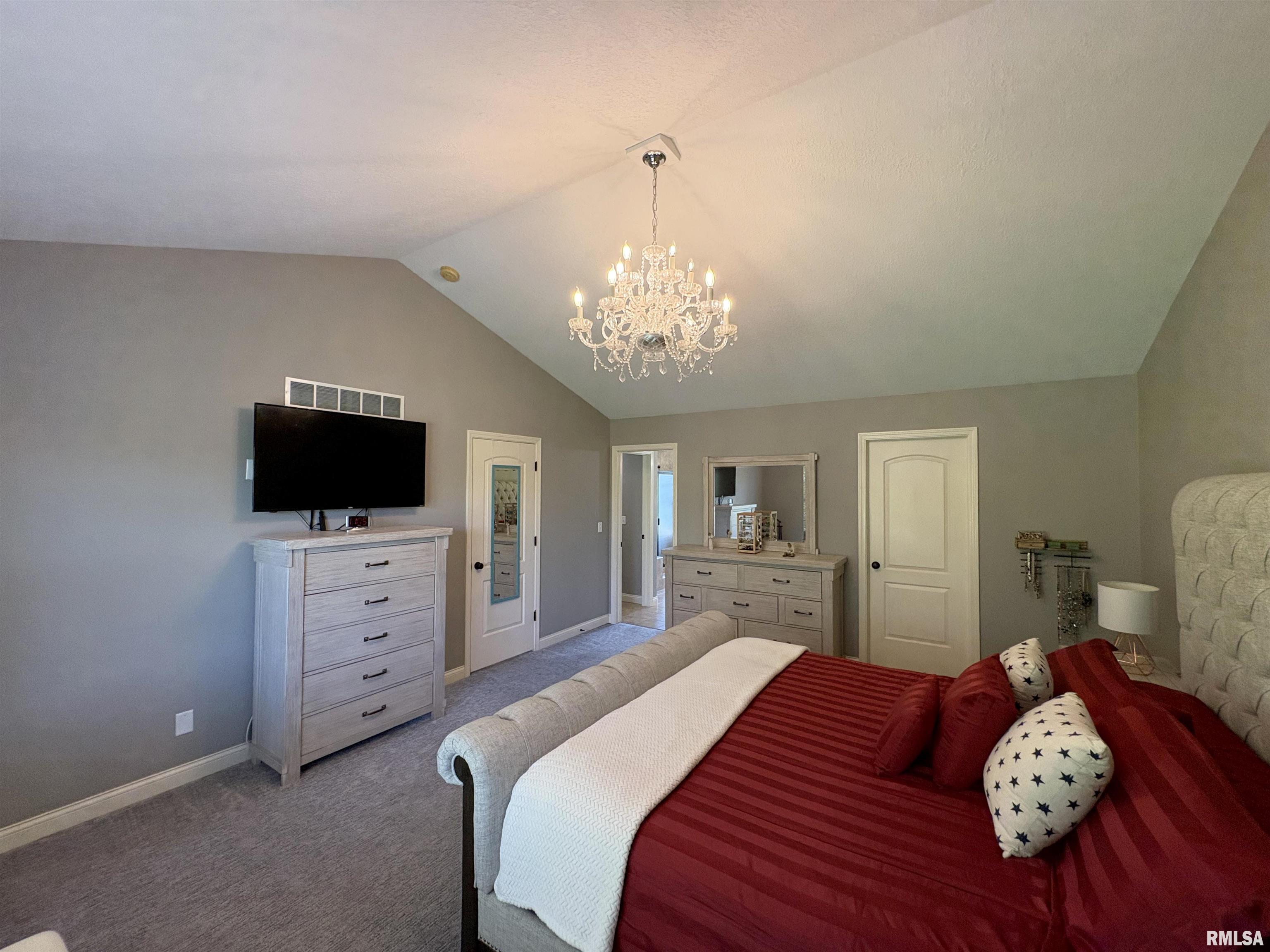 6821 N Basket Oak Drive, Edwards, Illinois image 35