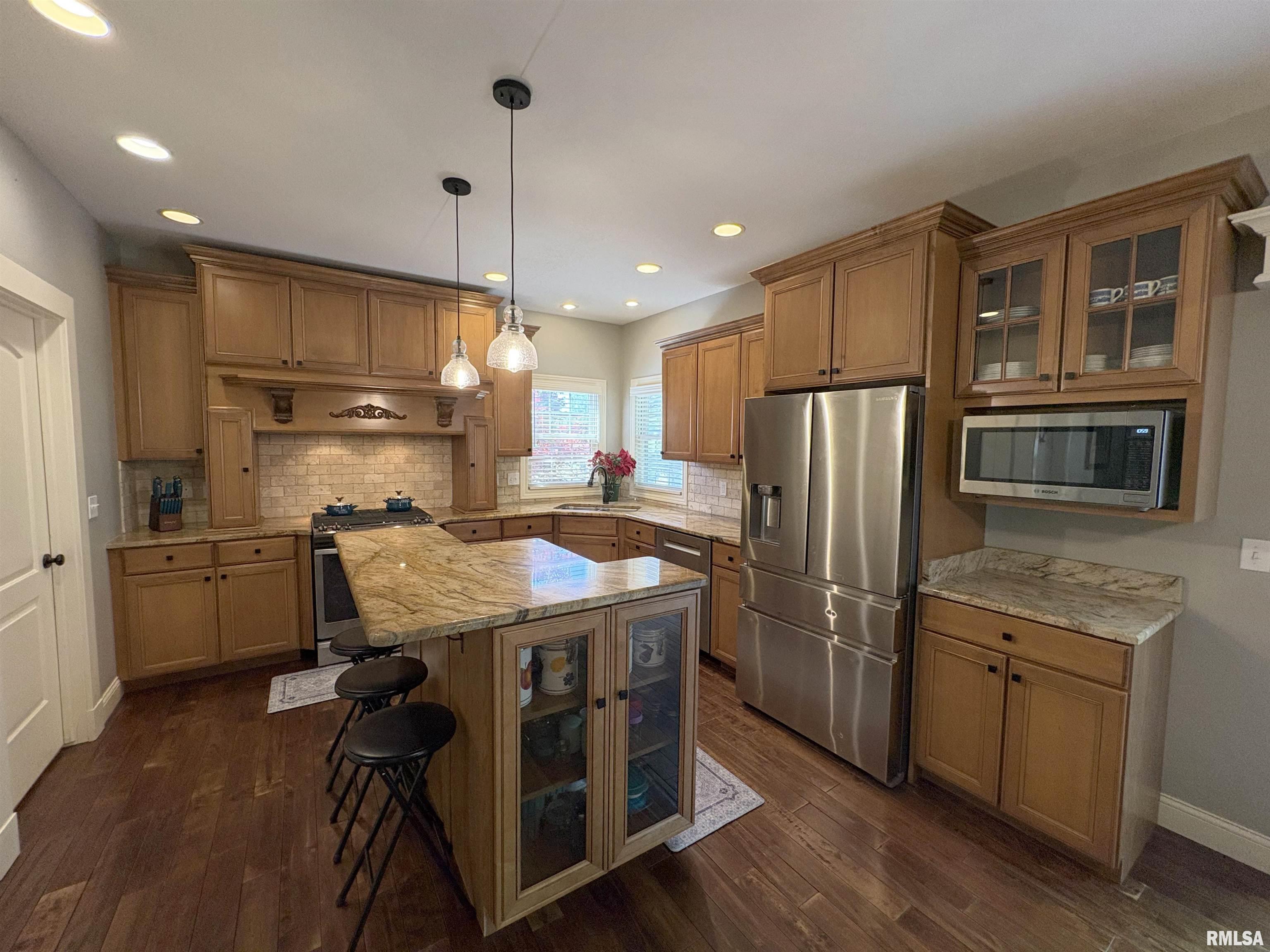 6821 N Basket Oak Drive, Edwards, Illinois image 20