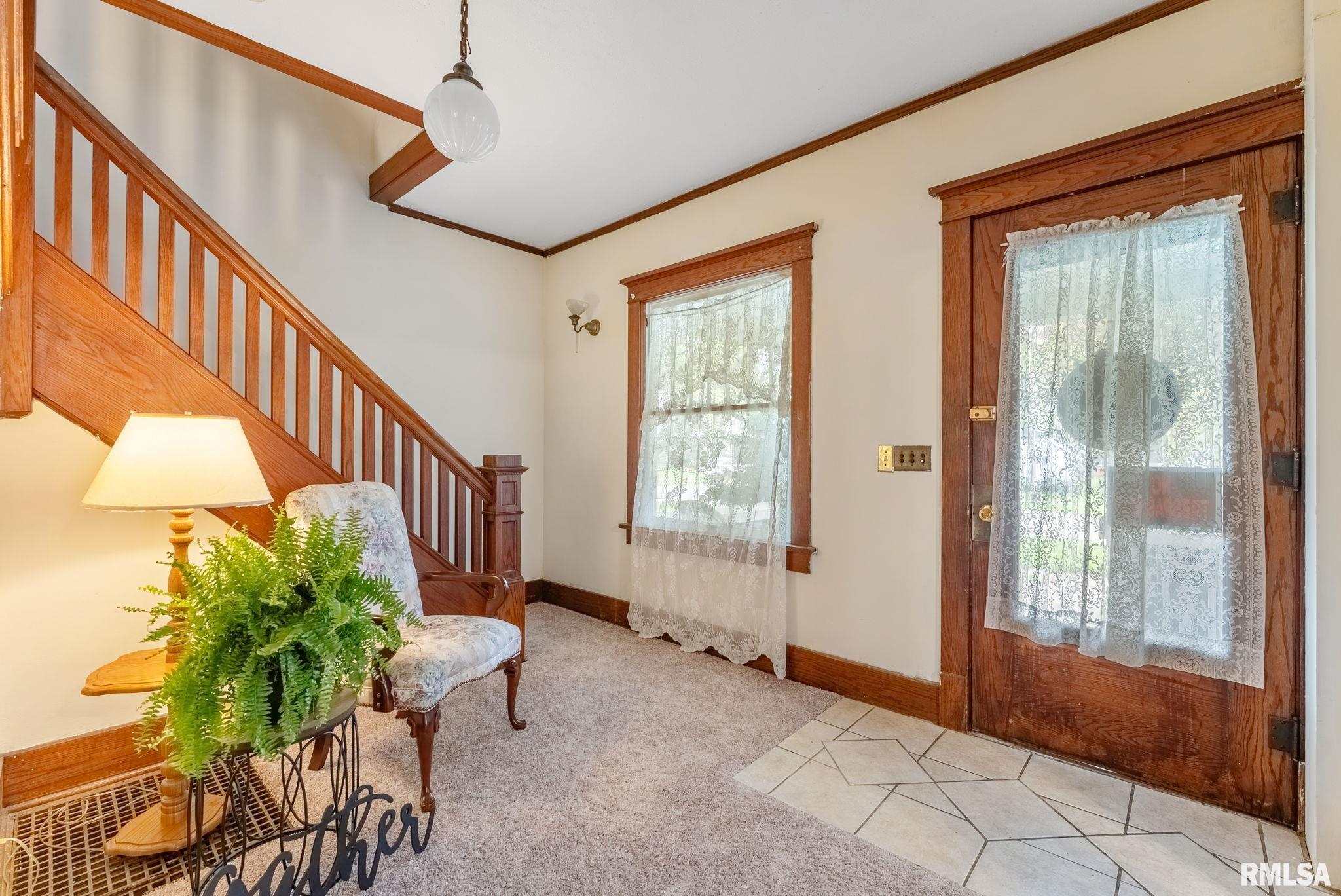 314 W Locust Street, Cambridge, Illinois image 4