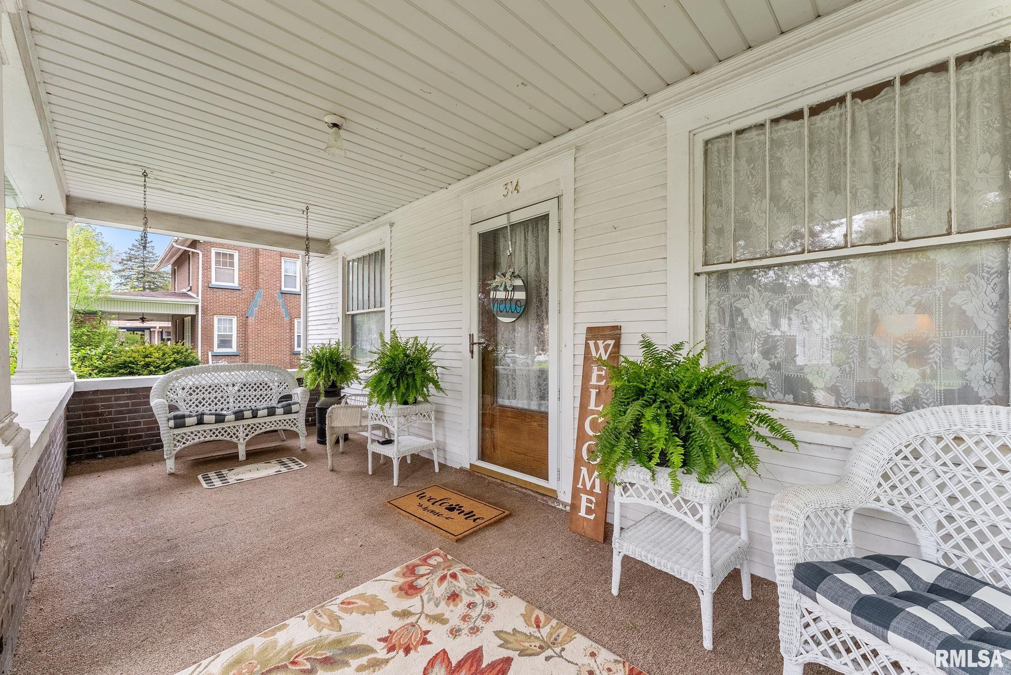 314 W Locust Street, Cambridge, Illinois image 29