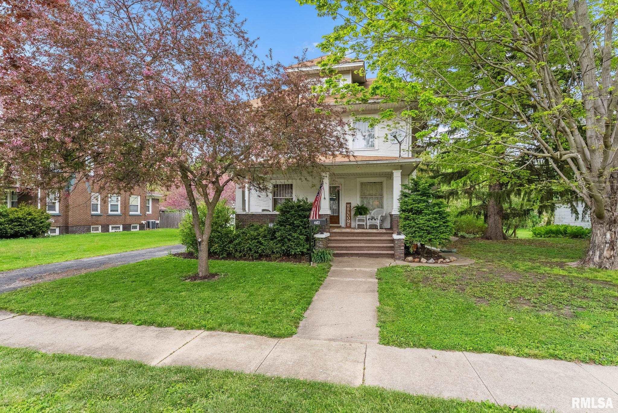 314 W Locust Street, Cambridge, Illinois image 1