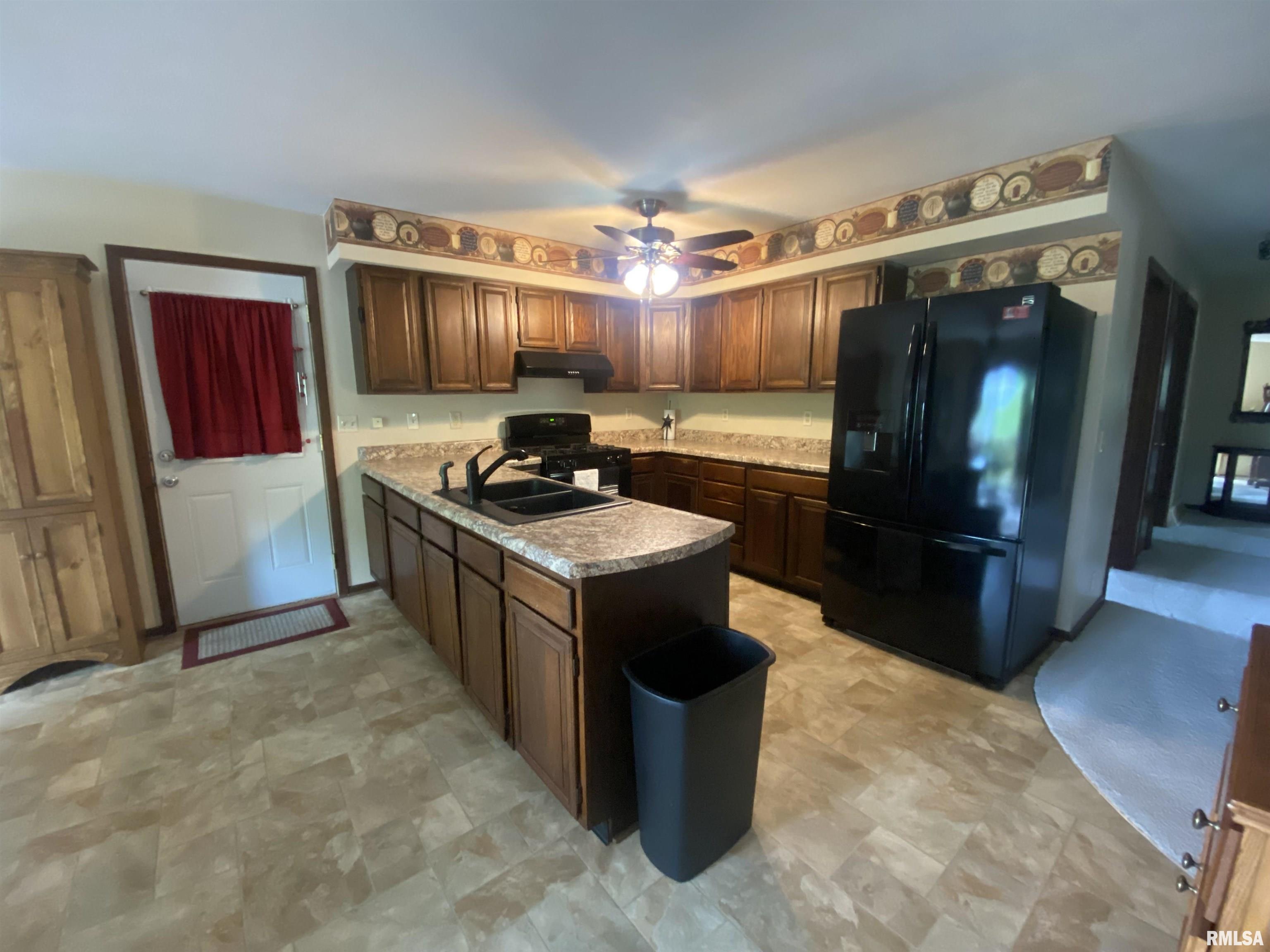500 Circle Lane, Cuba, Illinois image 23