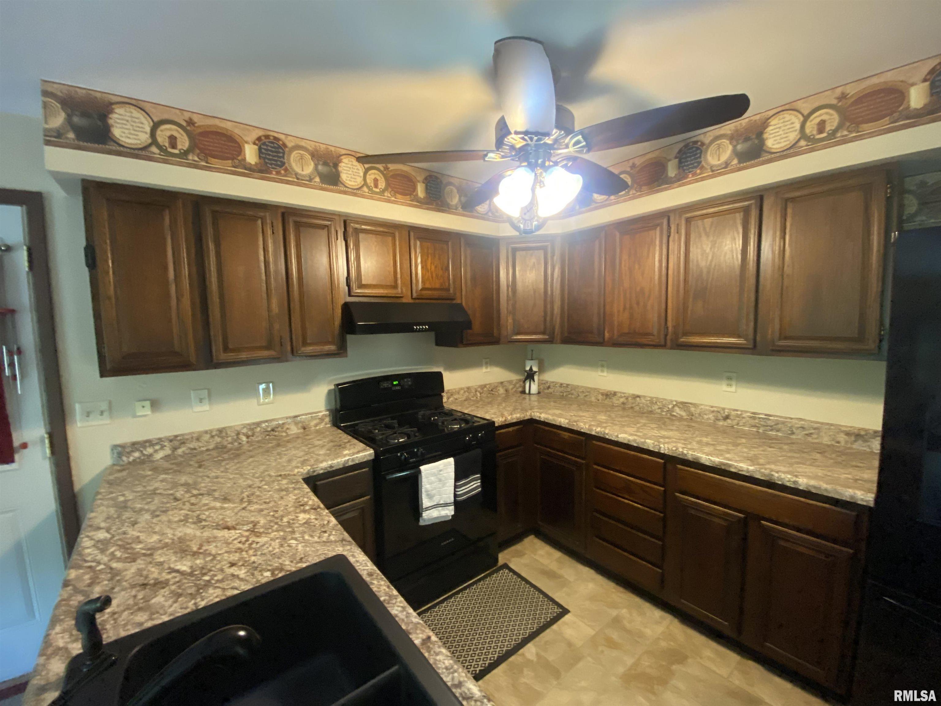 500 Circle Lane, Cuba, Illinois image 21