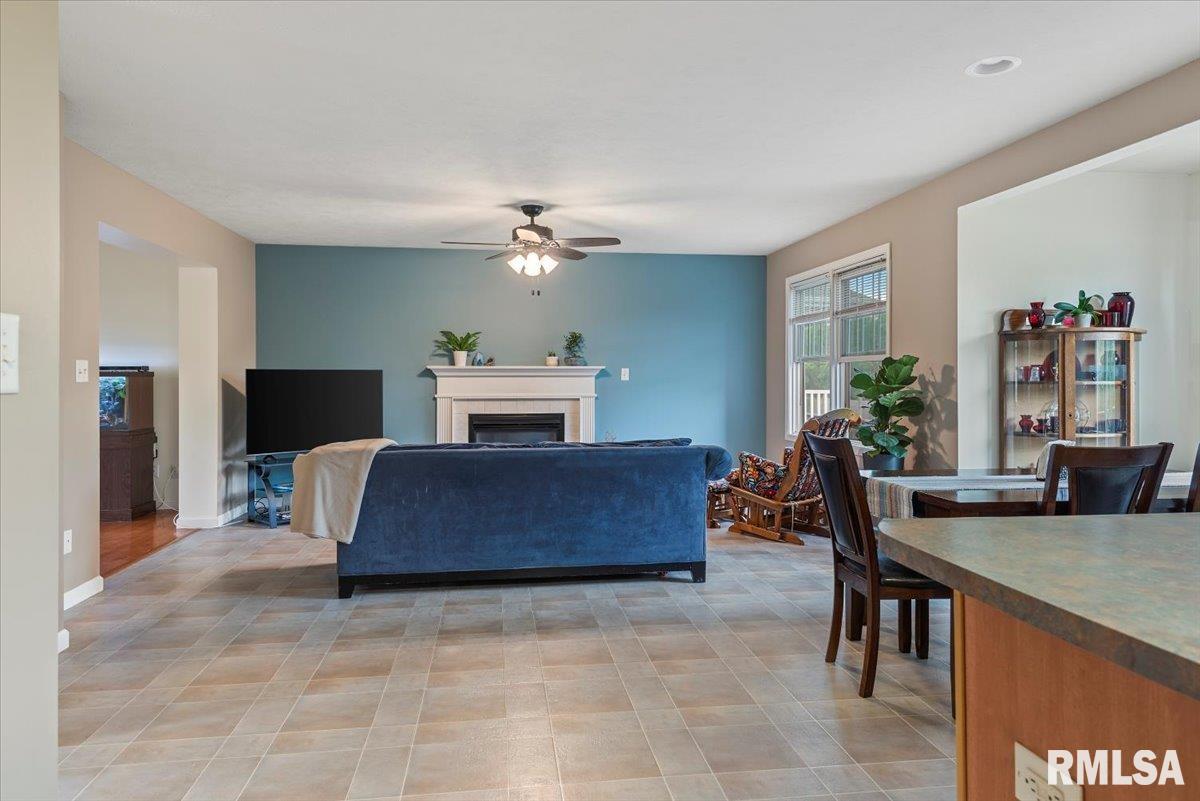 2909 Laxford Drive, Springfield, Illinois image 14