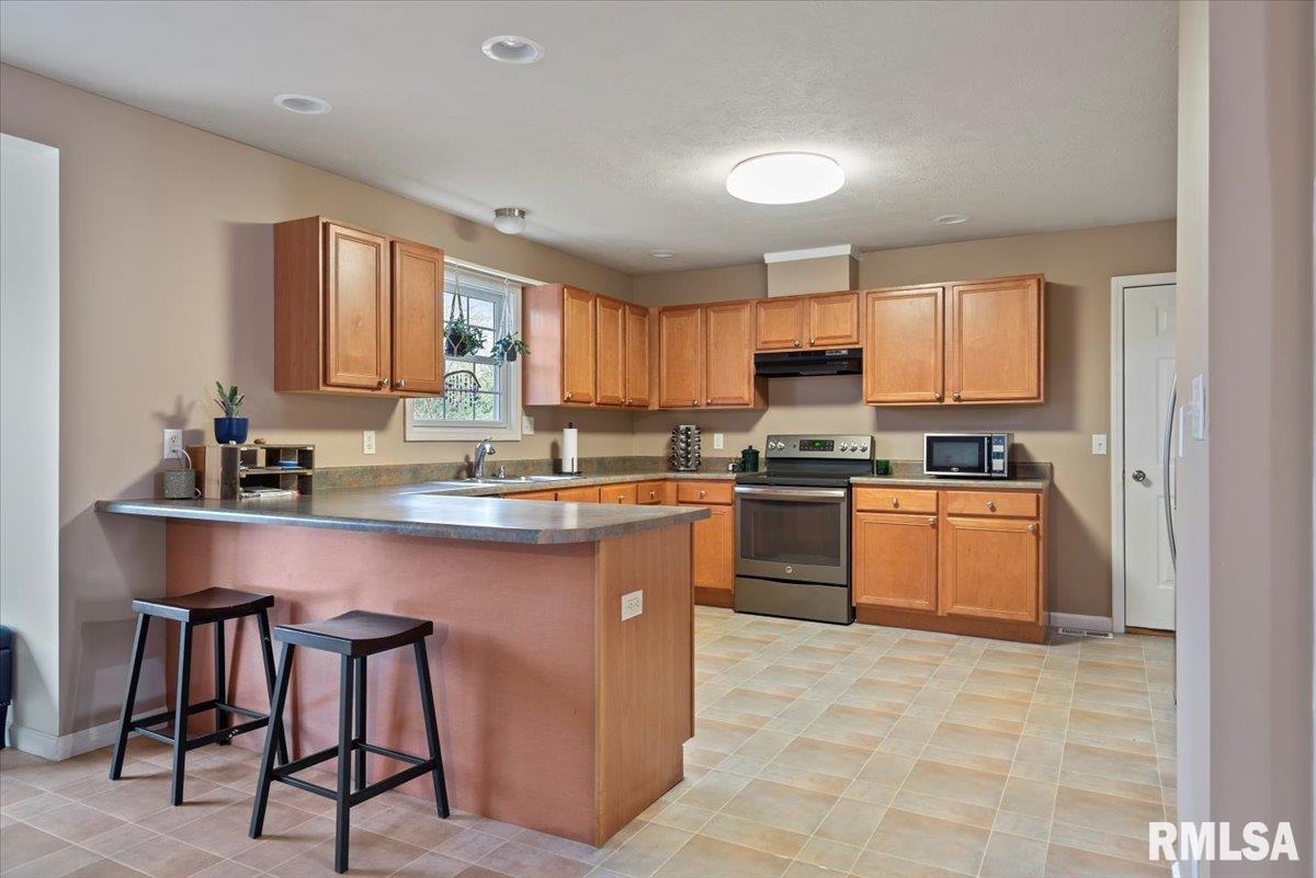 2909 Laxford Drive, Springfield, Illinois image 15