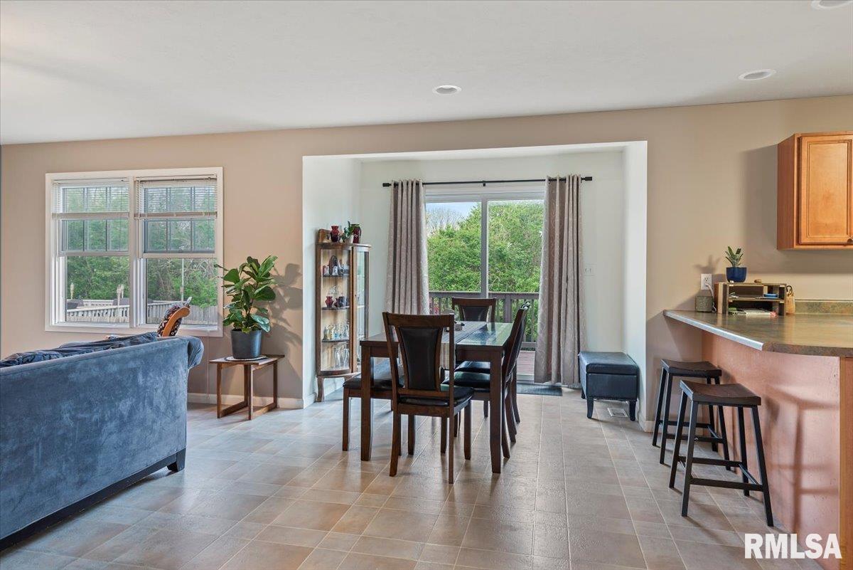2909 Laxford Drive, Springfield, Illinois image 12