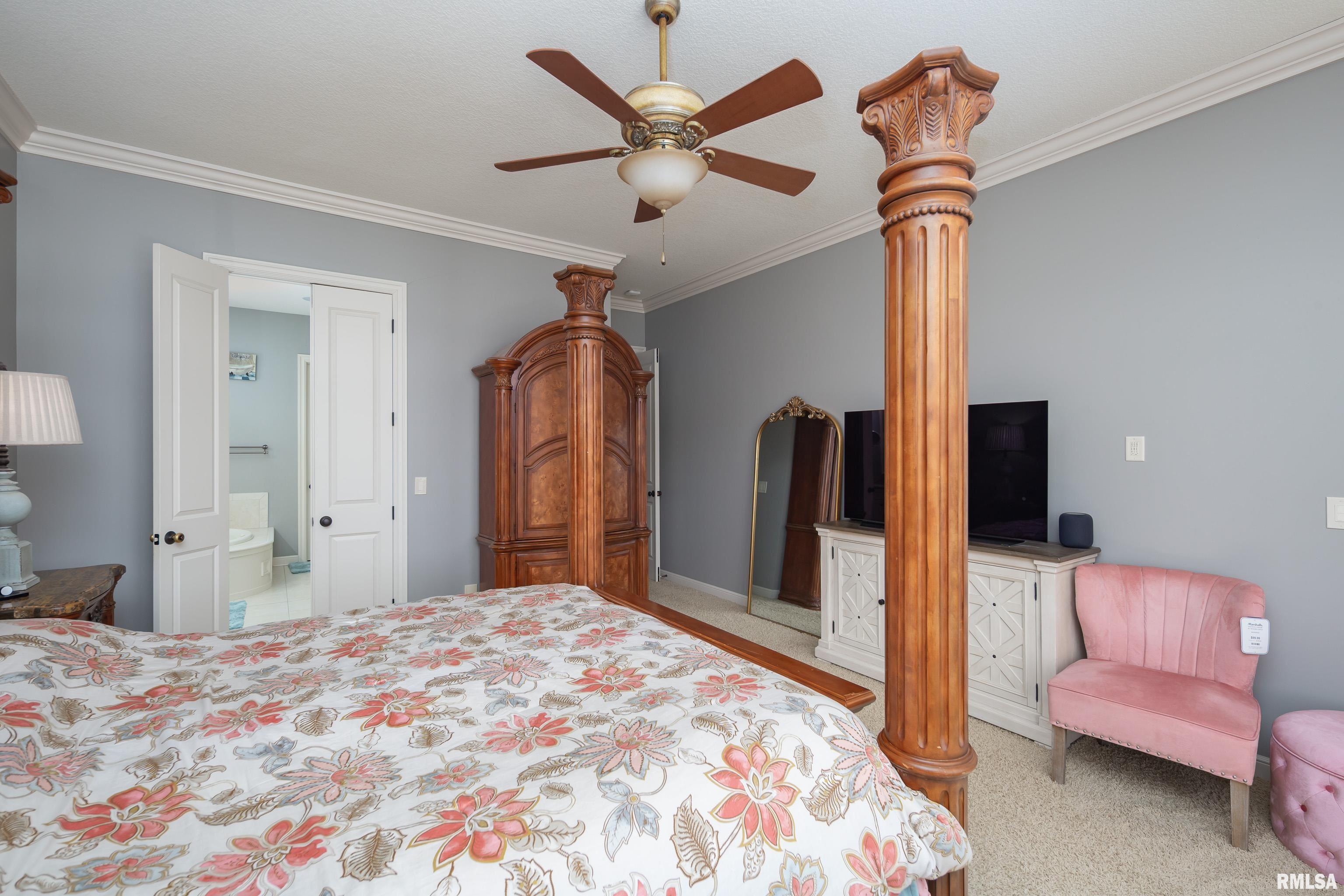 10 Country Club Court, Le Claire, Iowa image 31