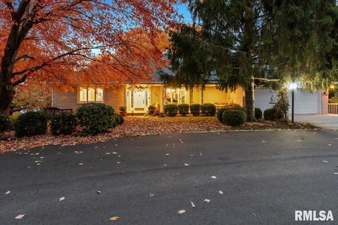 Homes For Sale - 136 Star Rim Drive<br/> Tazewell County, East Peoria, IL 61611