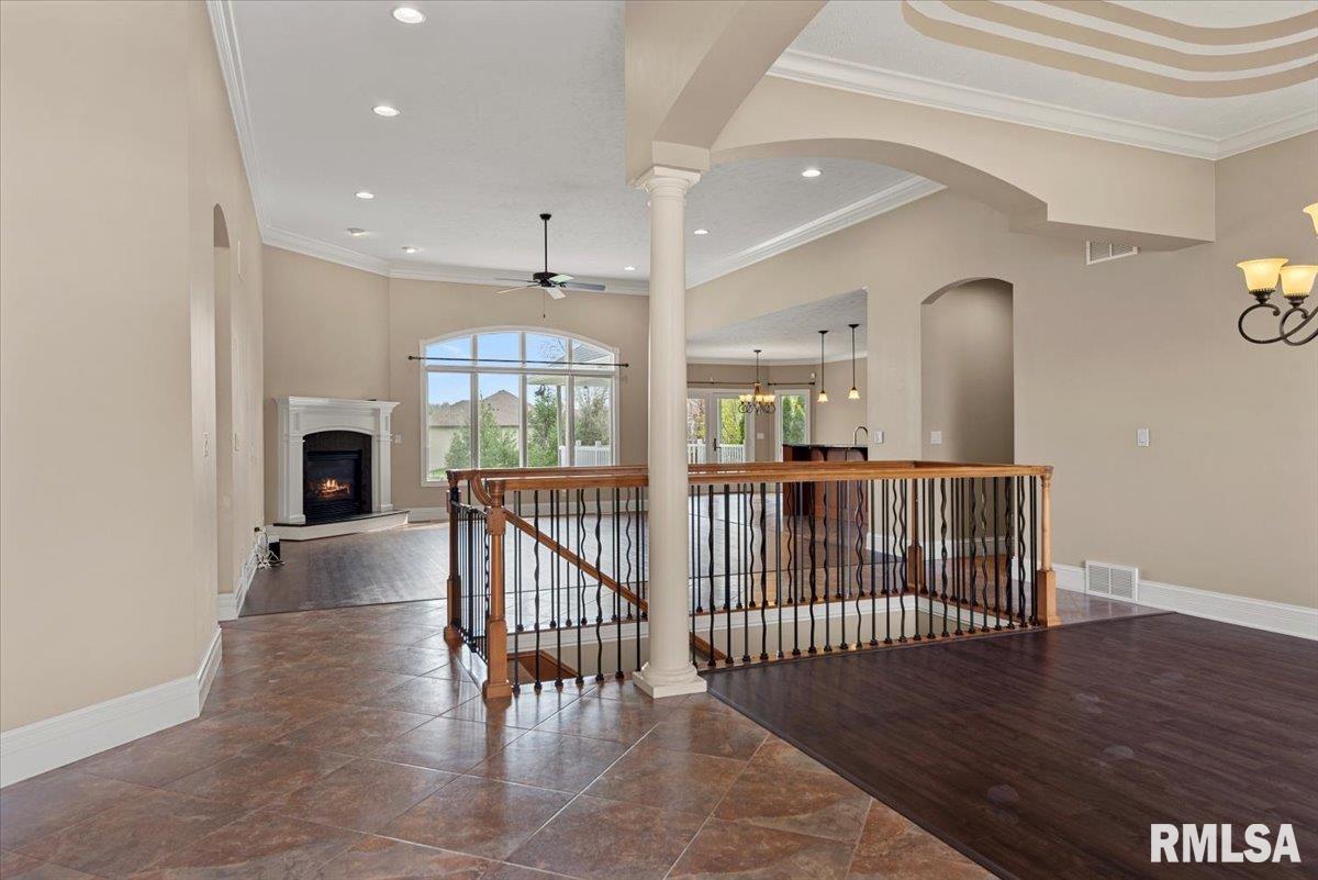 4404 Lynhurst Road, Springfield, Illinois image 3