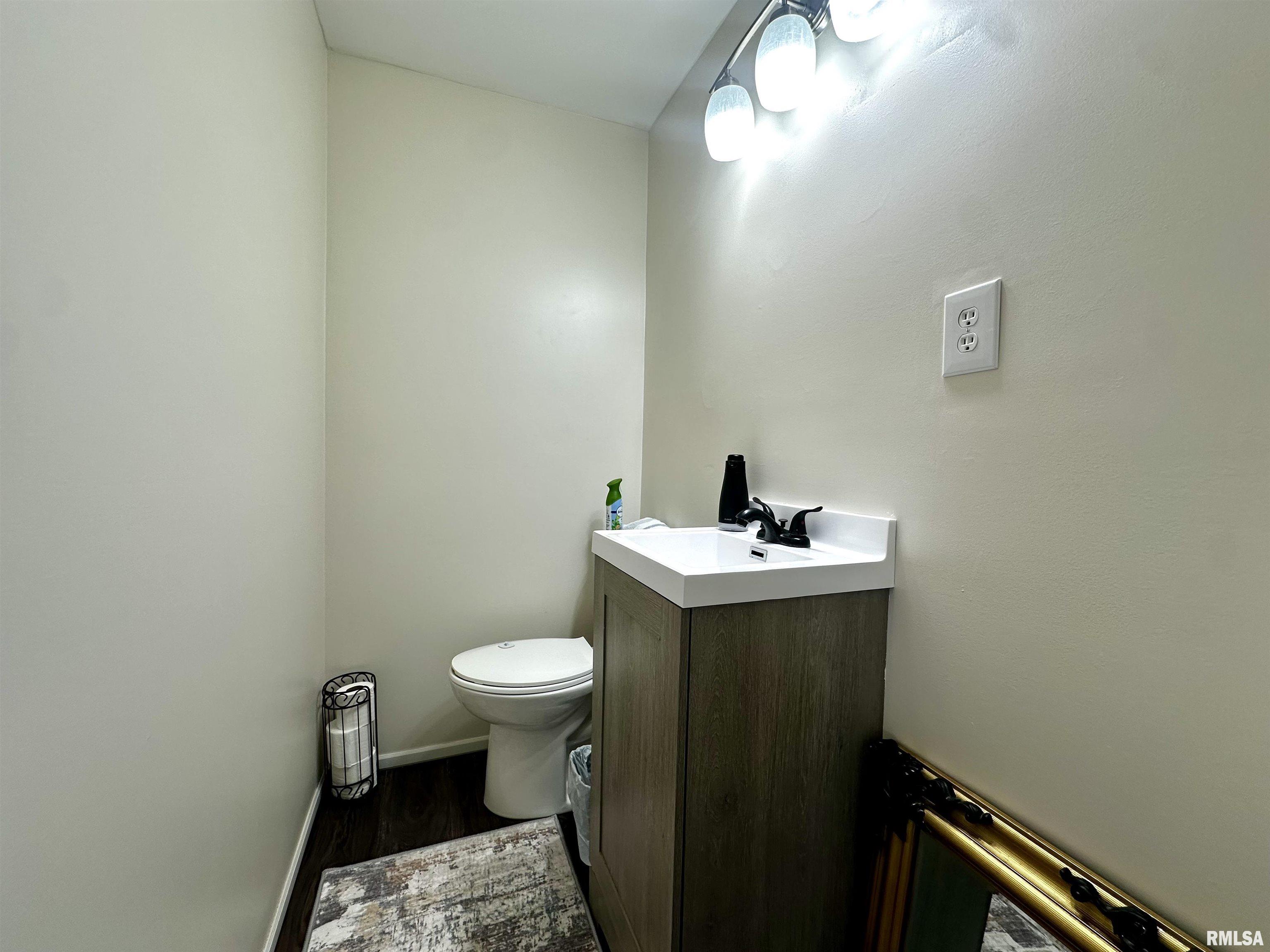 1414 Roosevelt Avenue, Eldorado, Illinois image 13