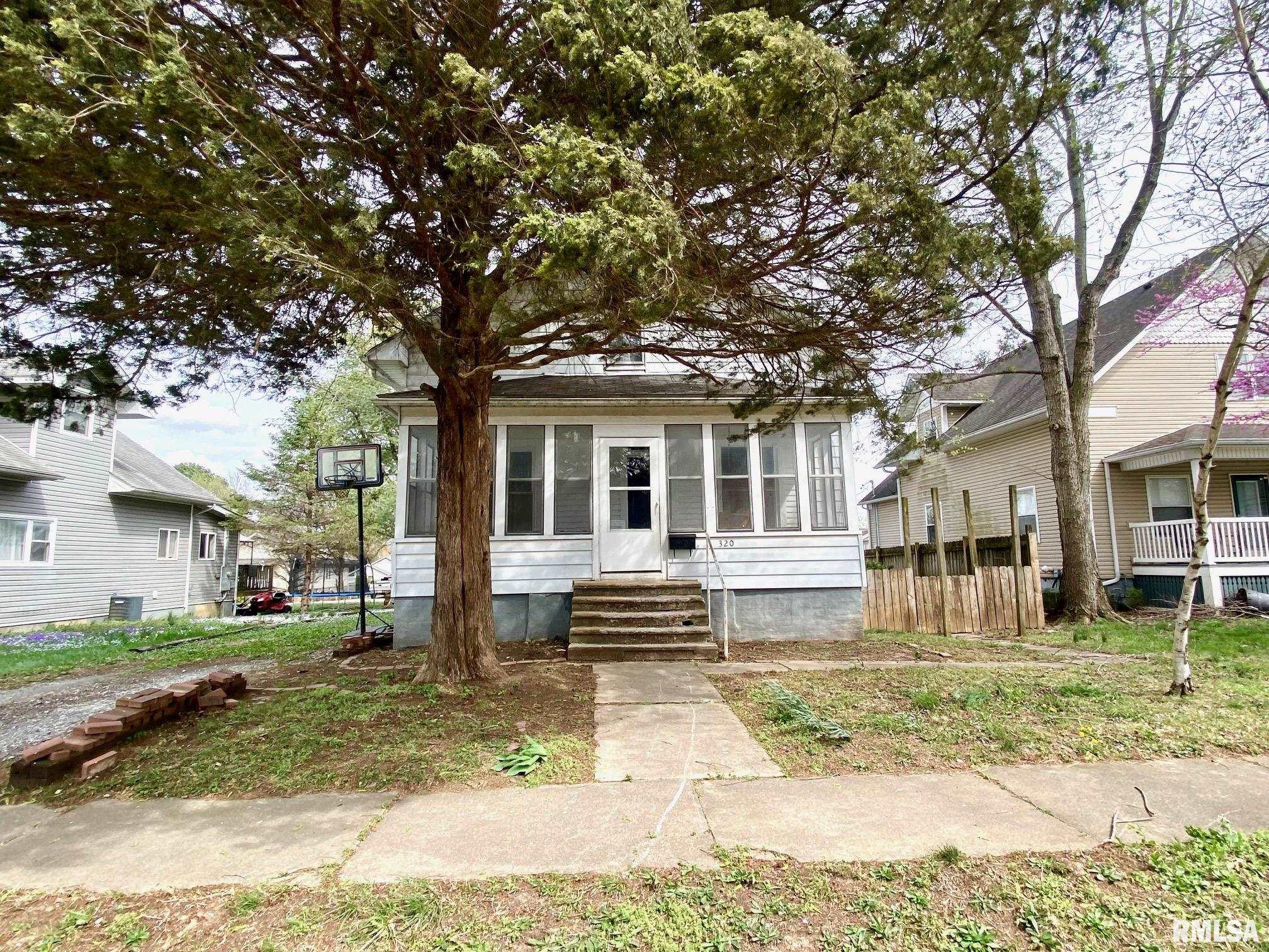 320 S 19th Street, Herrin, Illinois image 2
