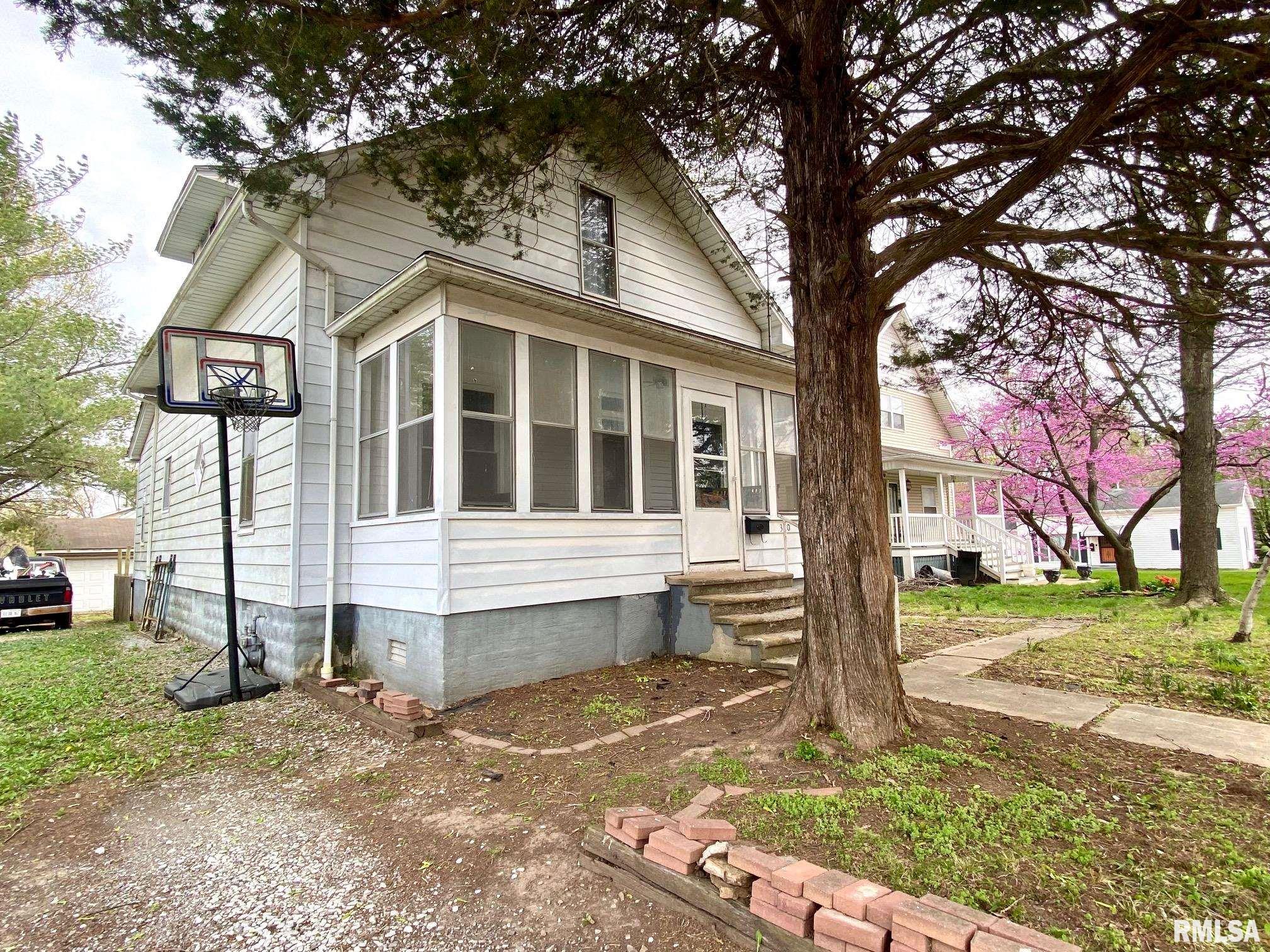 320 S 19th Street, Herrin, Illinois image 1