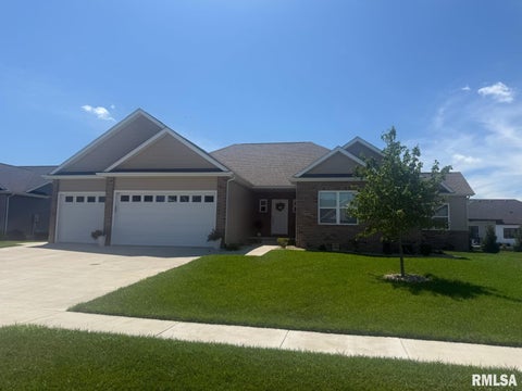 Homes For Sale - 3600 Peach Tree Drive<br/> Sangamon County, Springfield, IL 62711