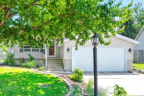 Homes For Sale - 10514 N Schopp Lane<br/> Peoria County, Peoria, IL 61615