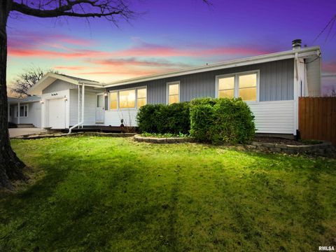 Homes For Sale - 131 Glenridge Drive<br/> Tazewell County, East Peoria, IL 61611