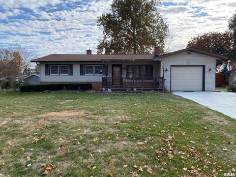 Homes For Sale - 166 Park Plaza Drive<br/> Fulton County, Canton, IL 61520