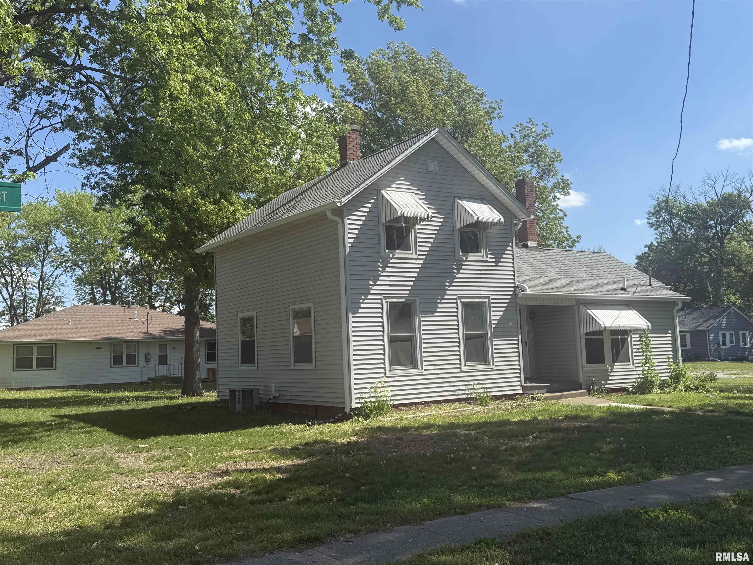 414 Sycamore Street, New Windsor, Illinois image 2