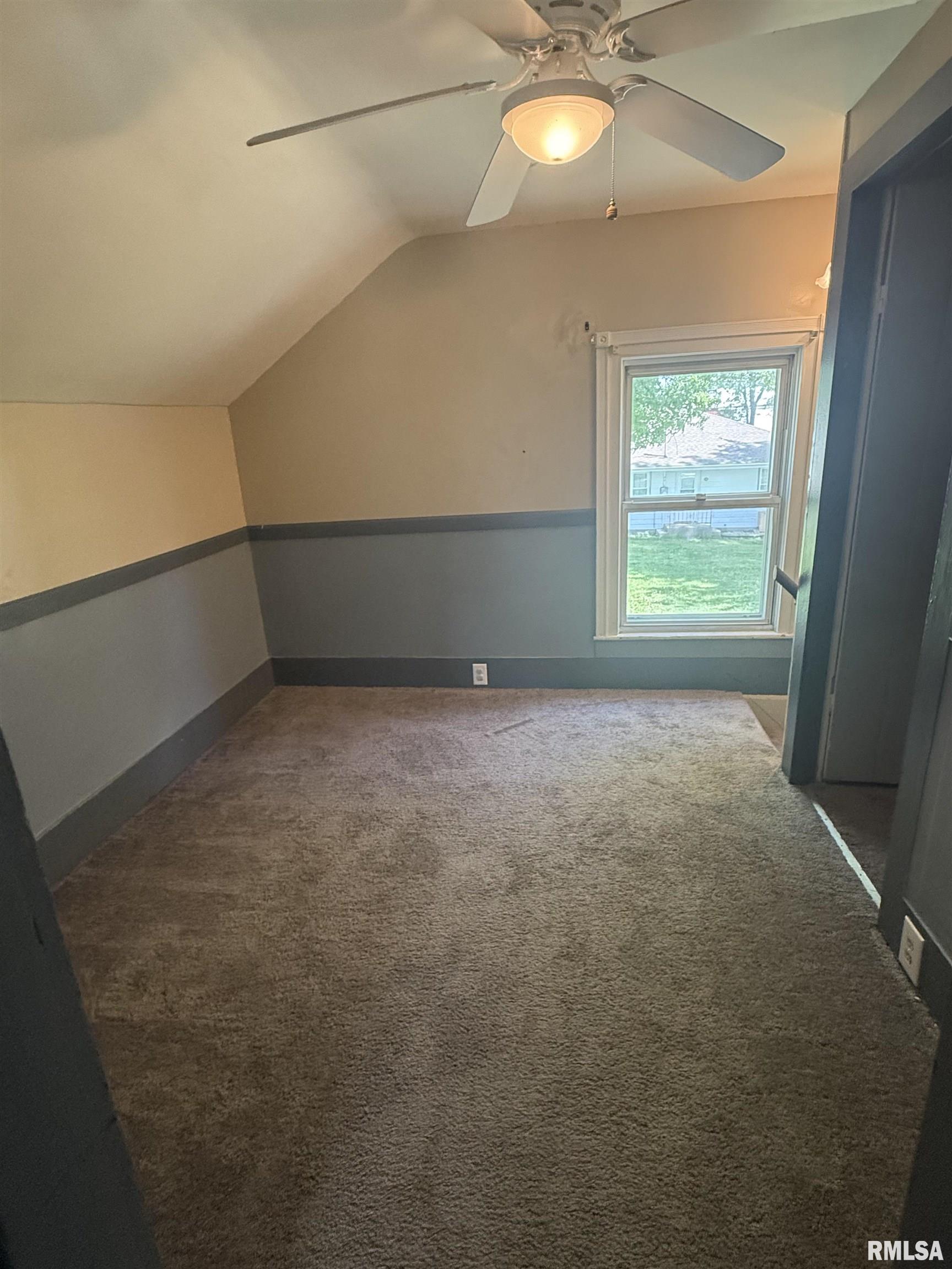 414 Sycamore Street, New Windsor, Illinois image 29