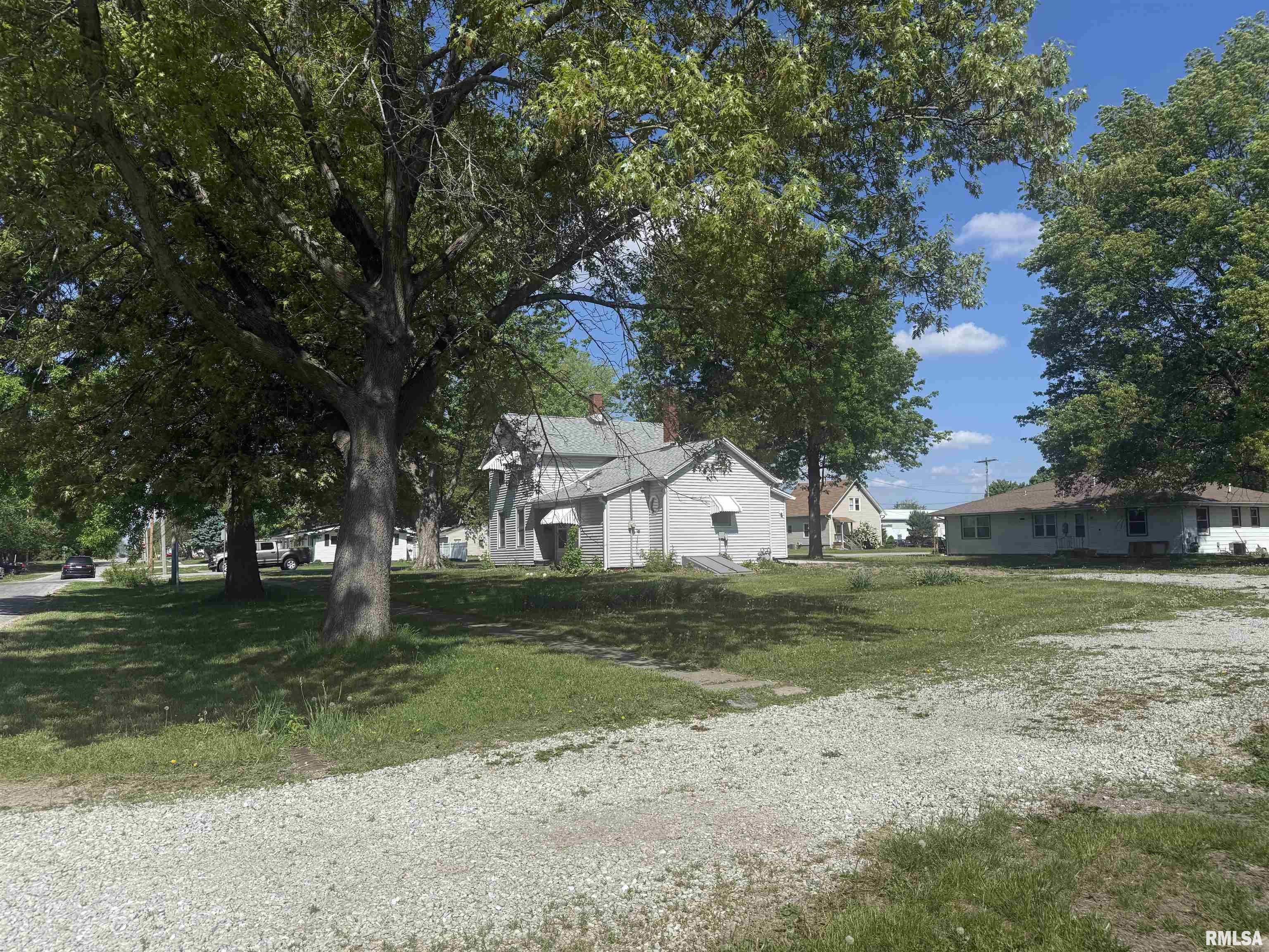 414 Sycamore Street, New Windsor, Illinois image 5