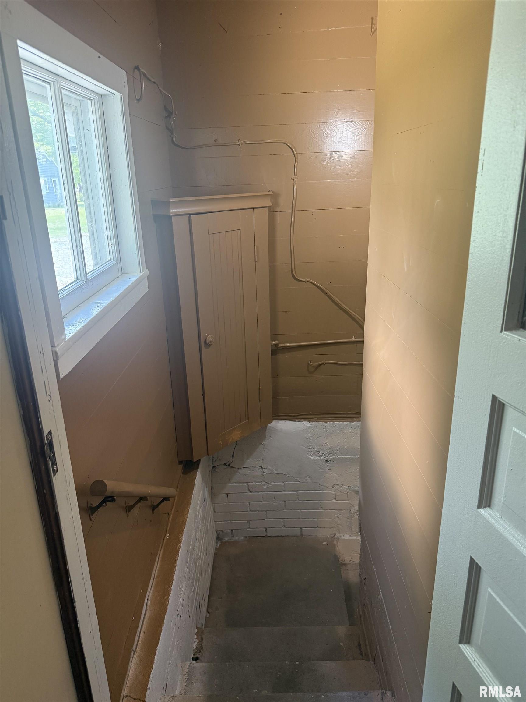 414 Sycamore Street, New Windsor, Illinois image 33