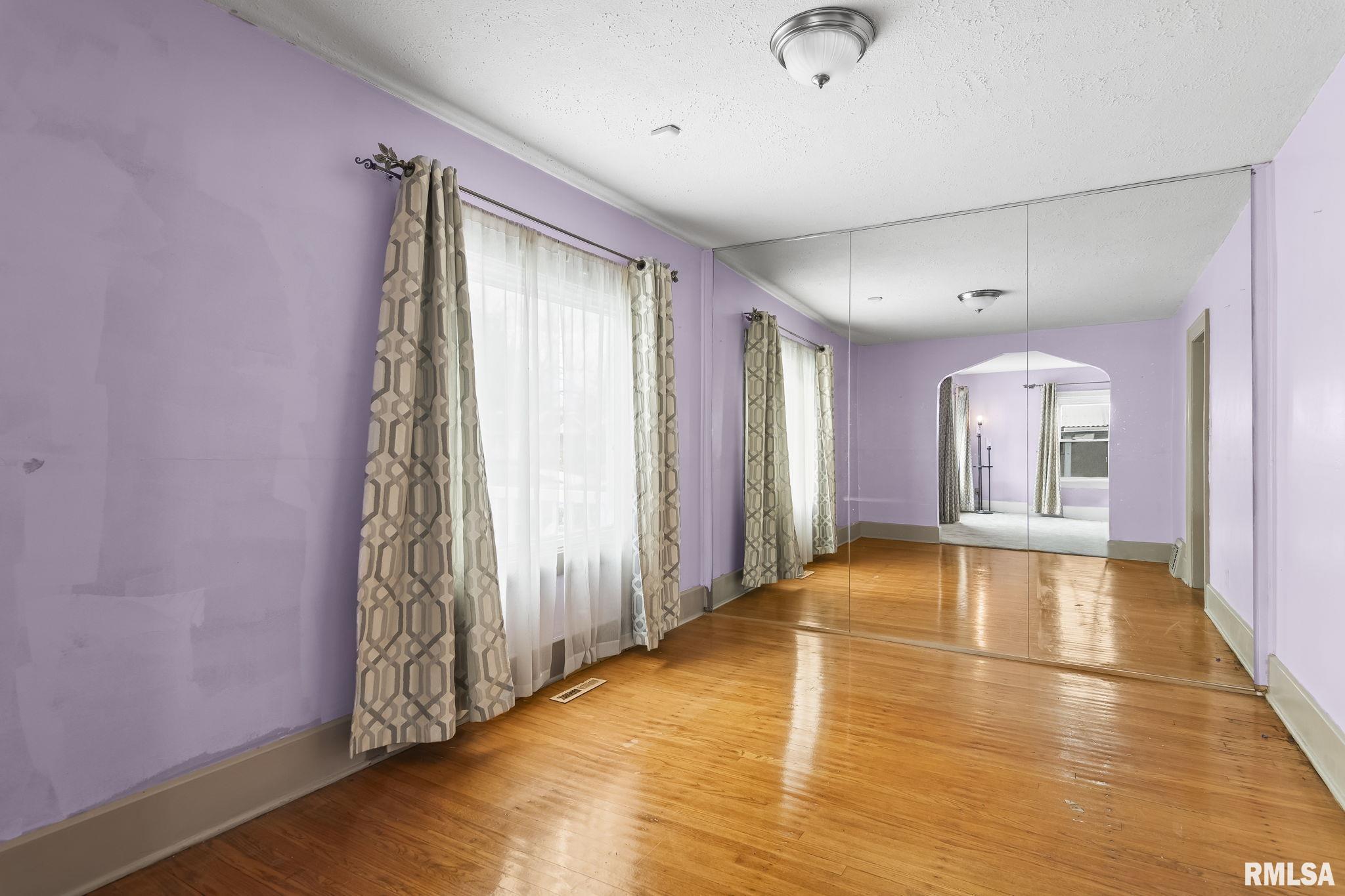 2339 S 6th Street, Springfield, Illinois image 8