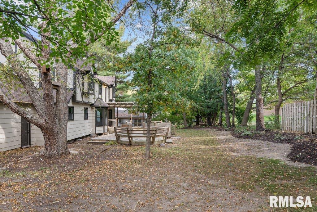 5094 Norwood Drive, Bettendorf, Iowa image 42