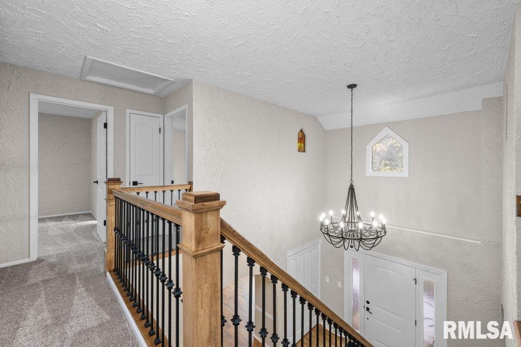5094 Norwood Drive, Bettendorf, Iowa image 23